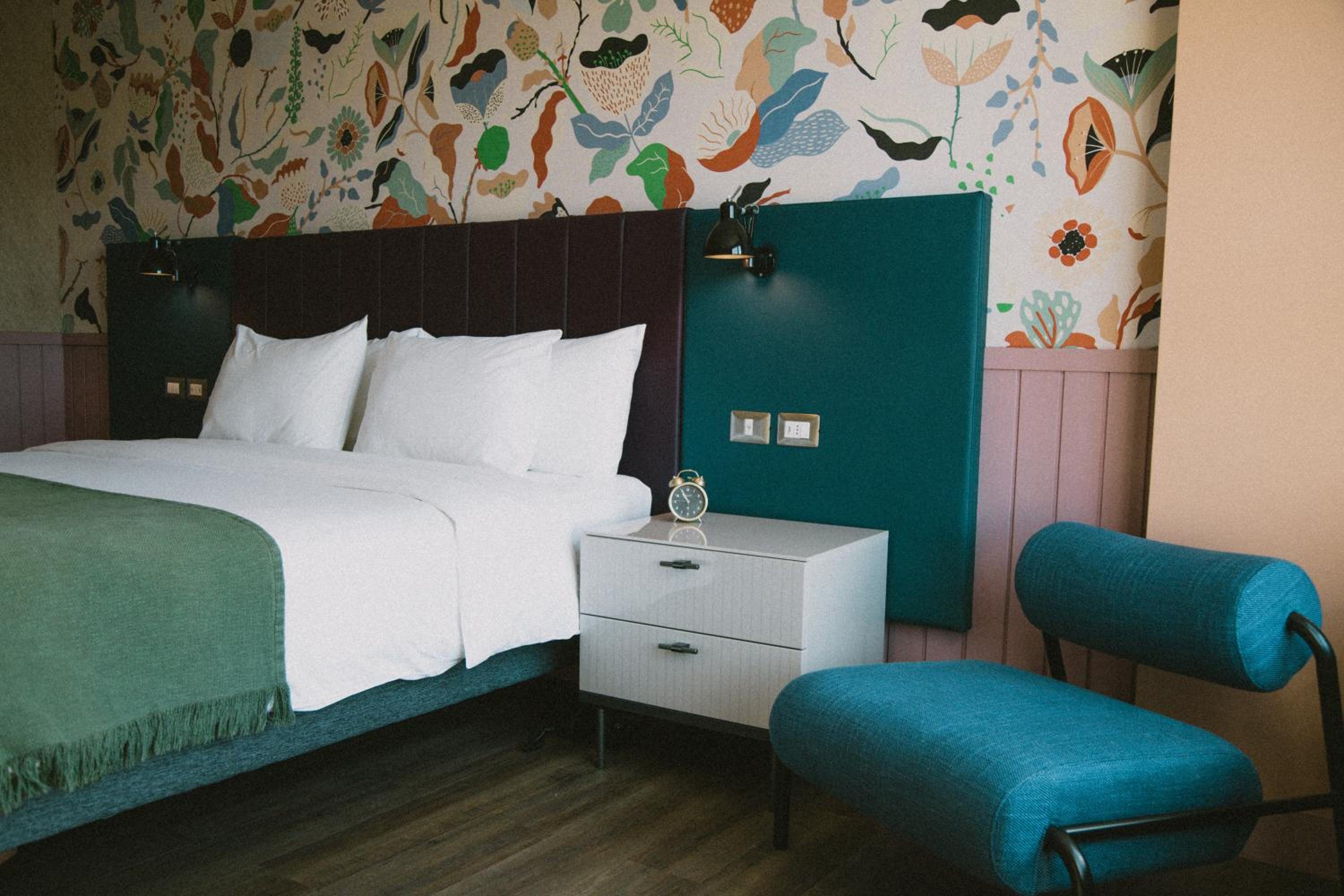 Superior King Room - Photo 14