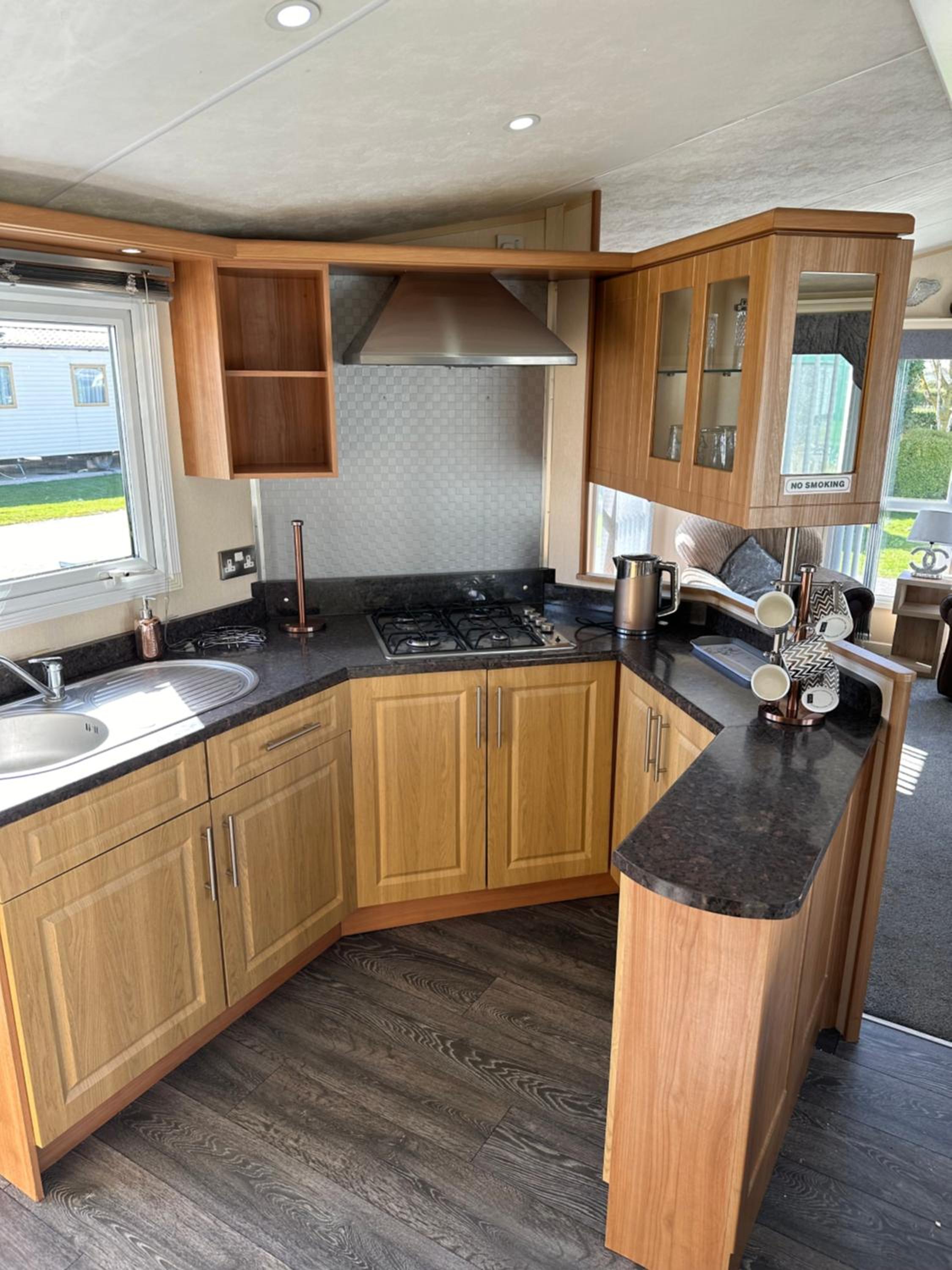Caravan photo 2