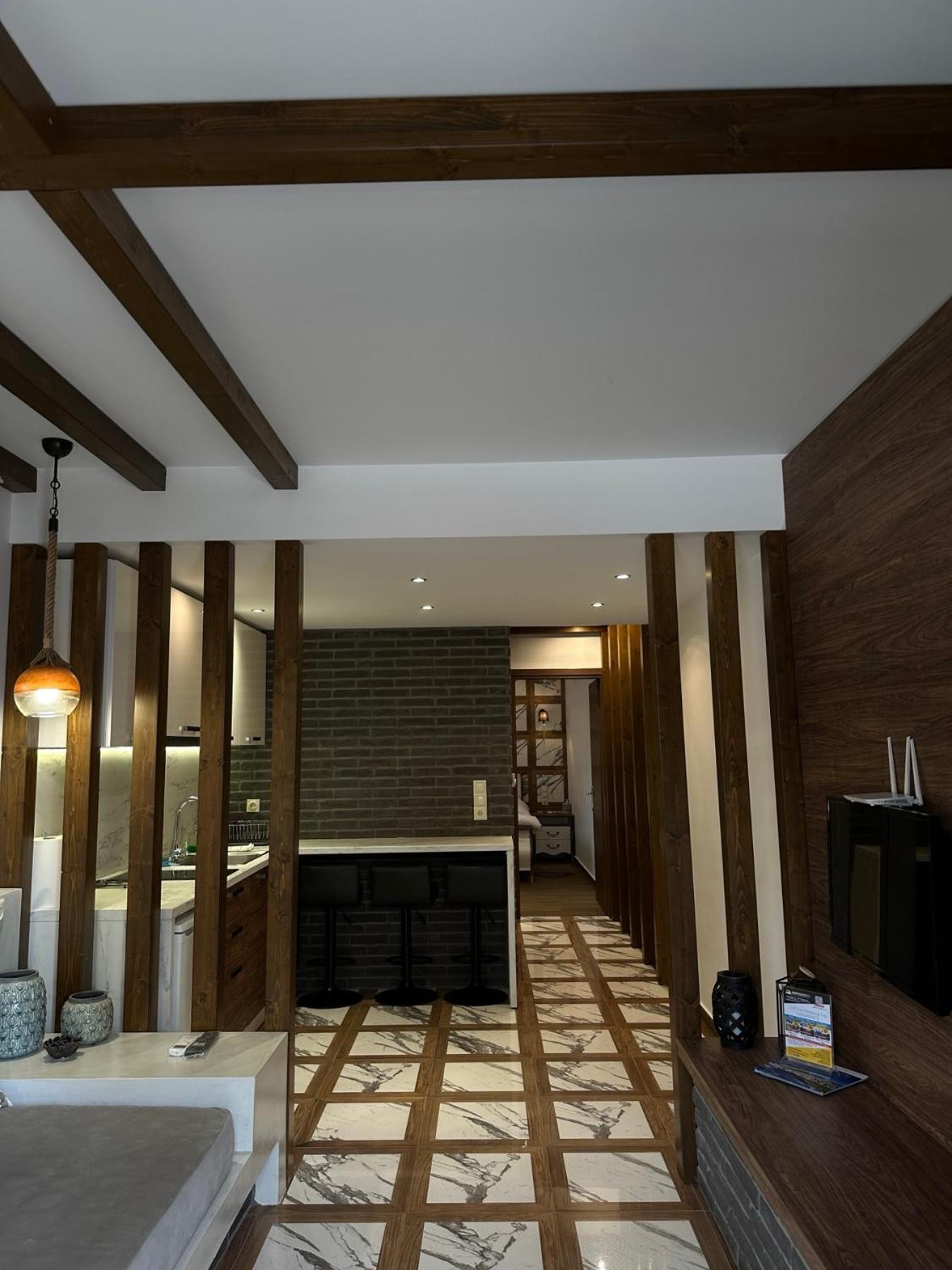 One-Bedroom Apartment - Photo 25