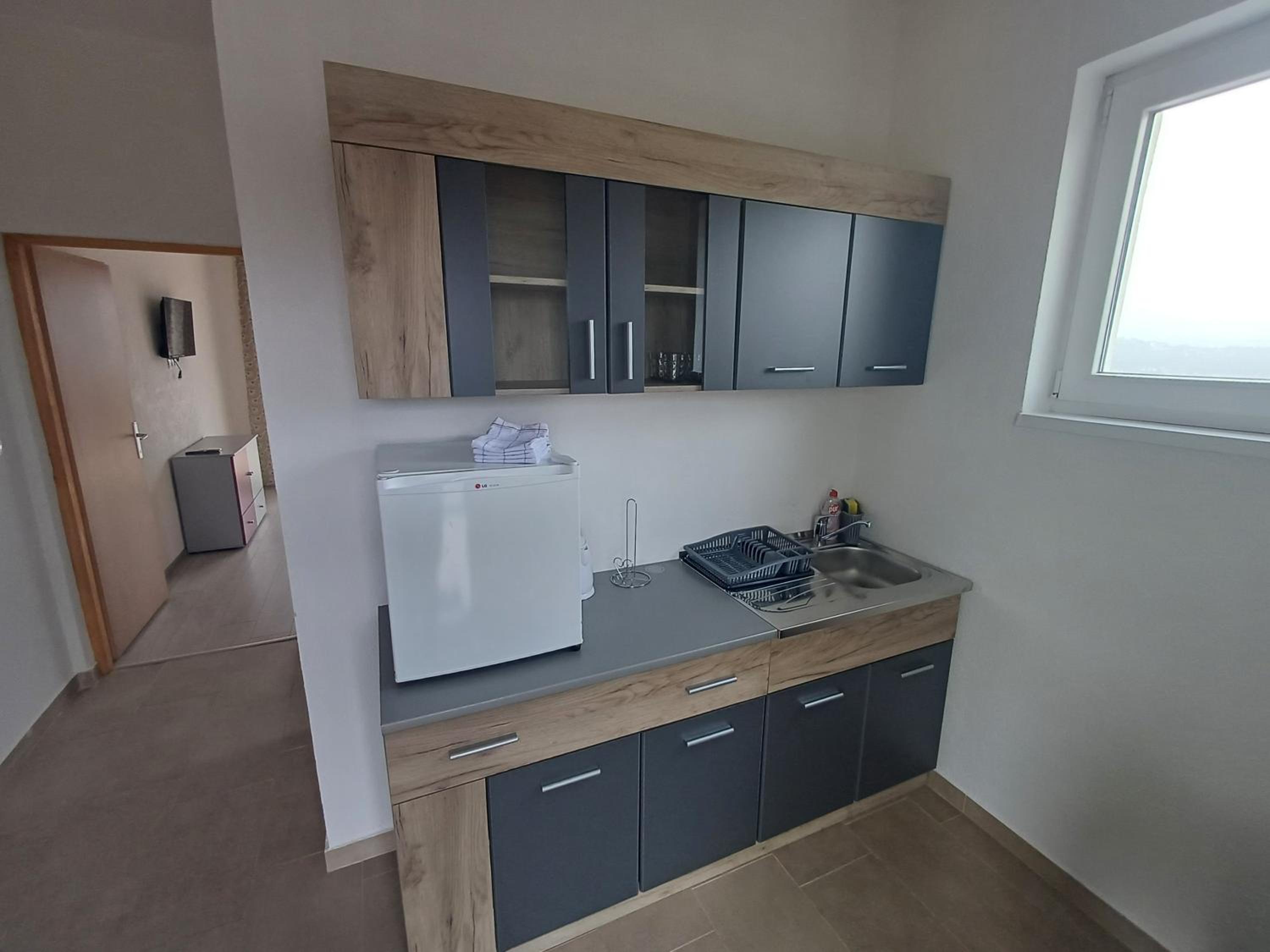 One-Bedroom Apartment photo 2