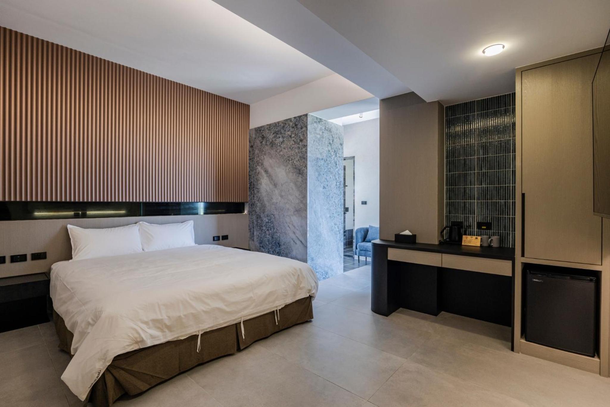 Queen Room with Sea View