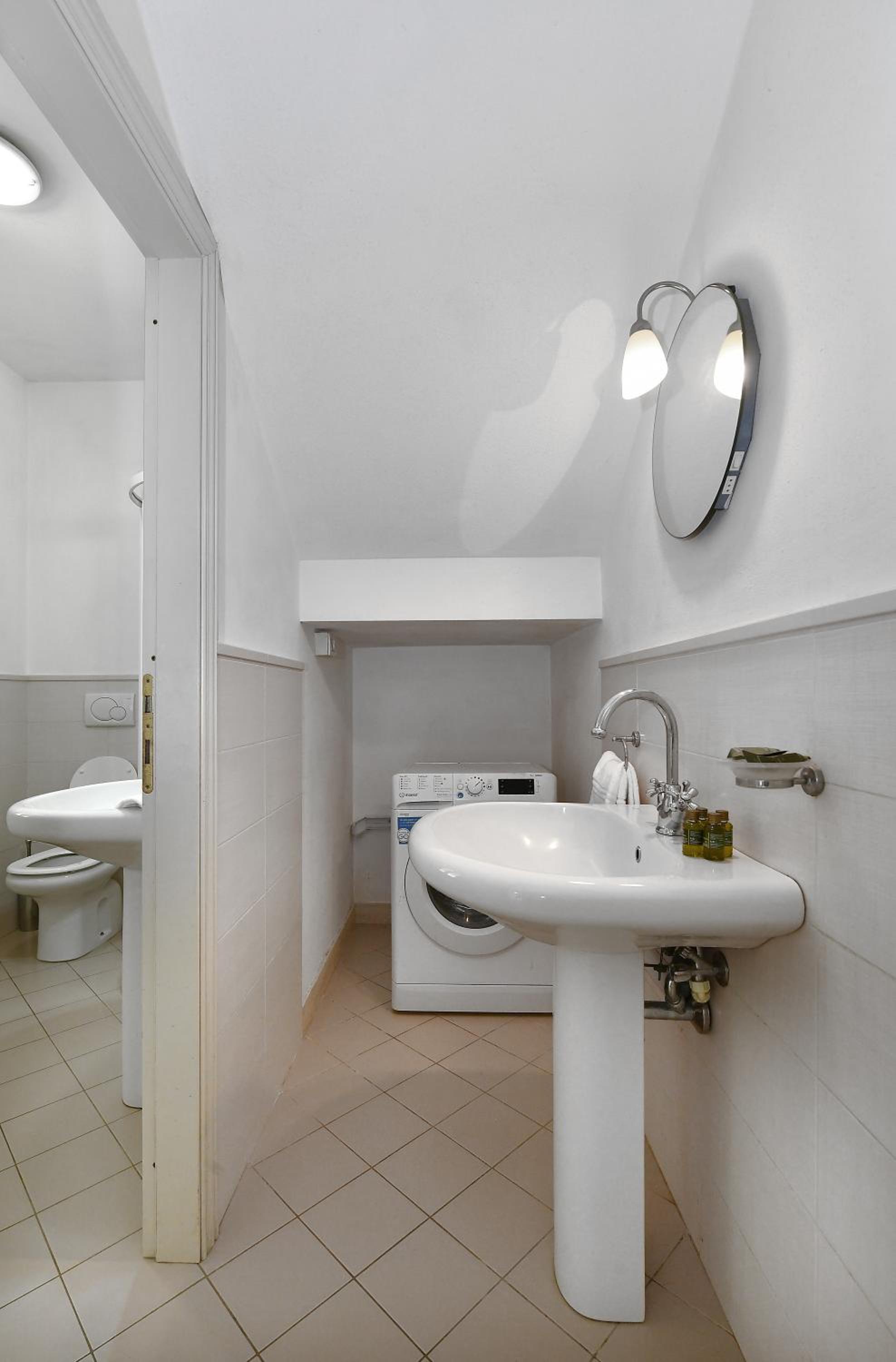 Three-Bedroom Villa photo 2