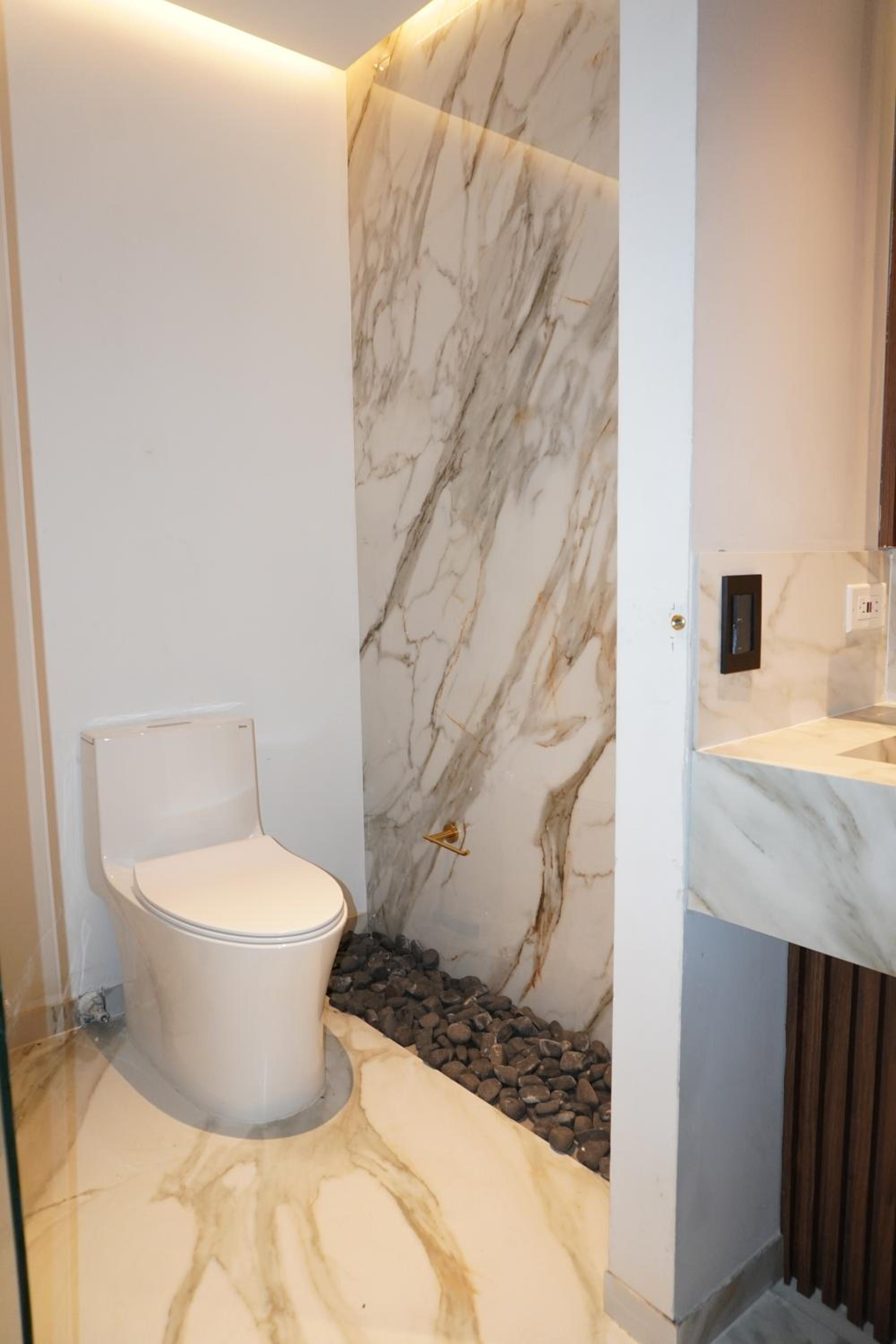 King Suite with Spa Bath photo 2