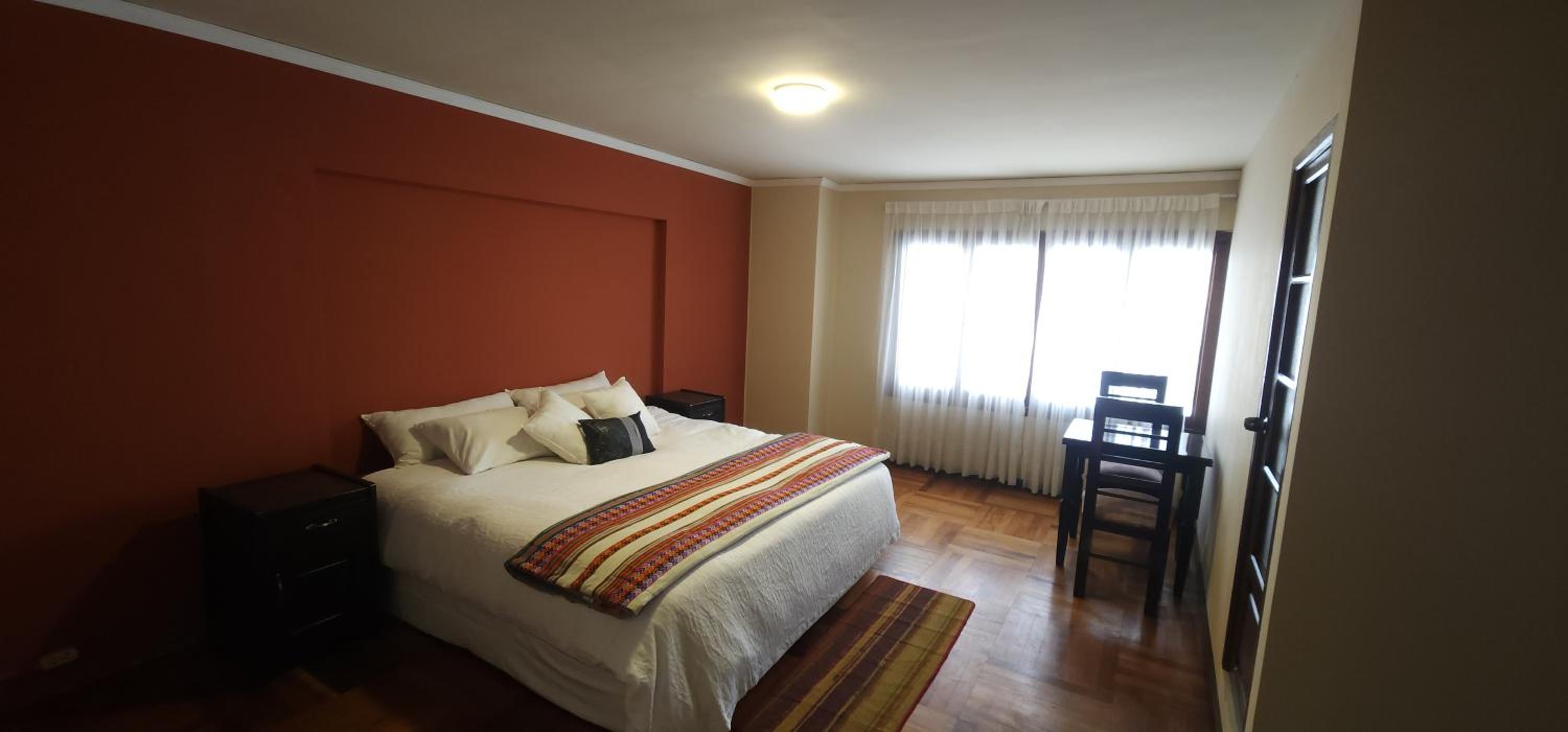 Deluxe King Suite photo 2