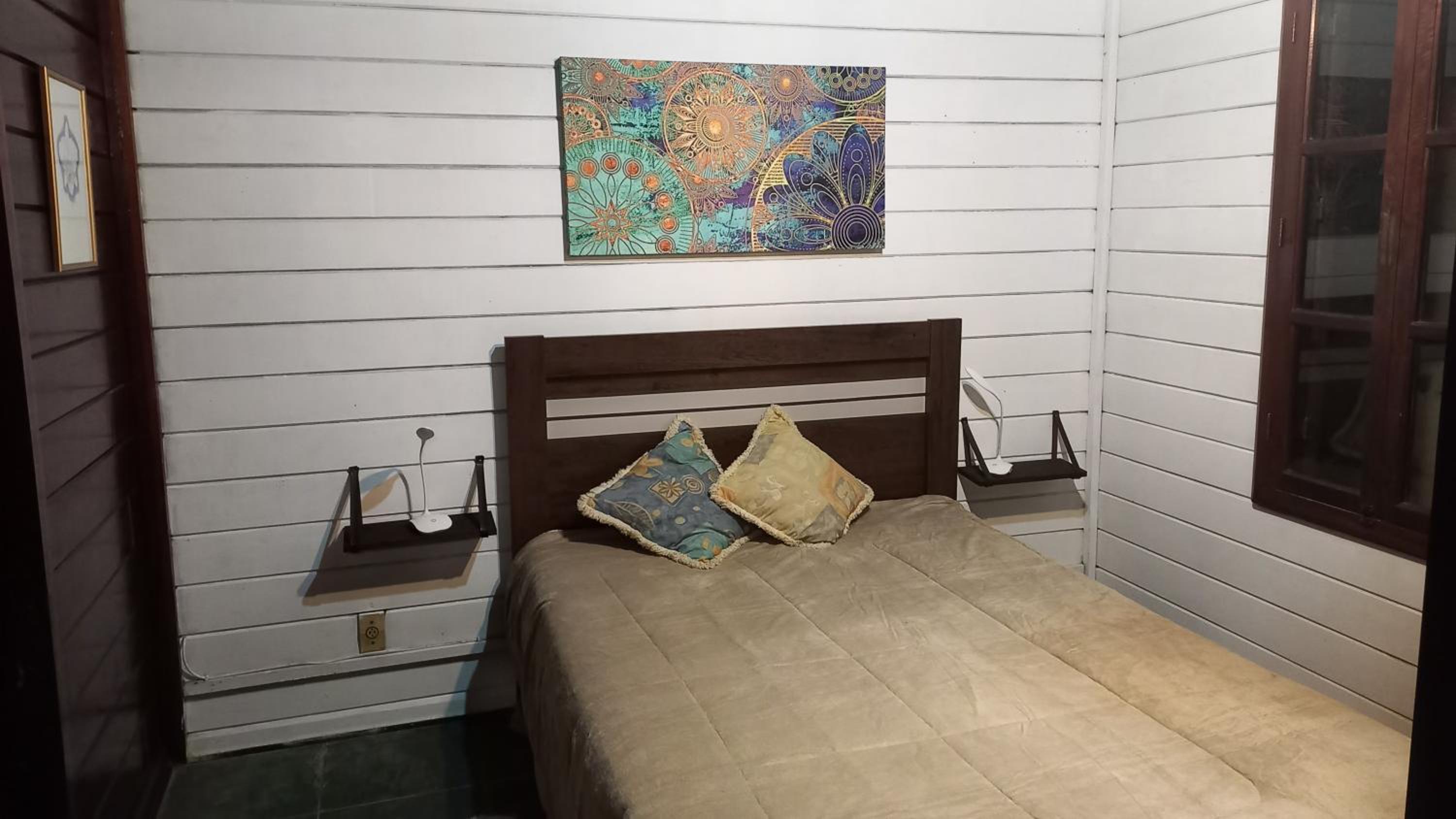 One-Bedroom House photo 1