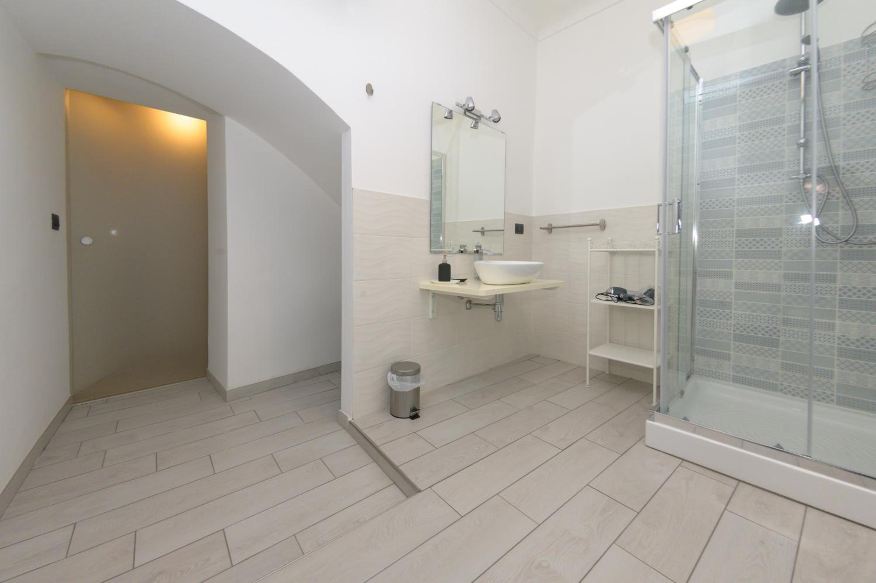 Double Room with Private Bathroom photo 3