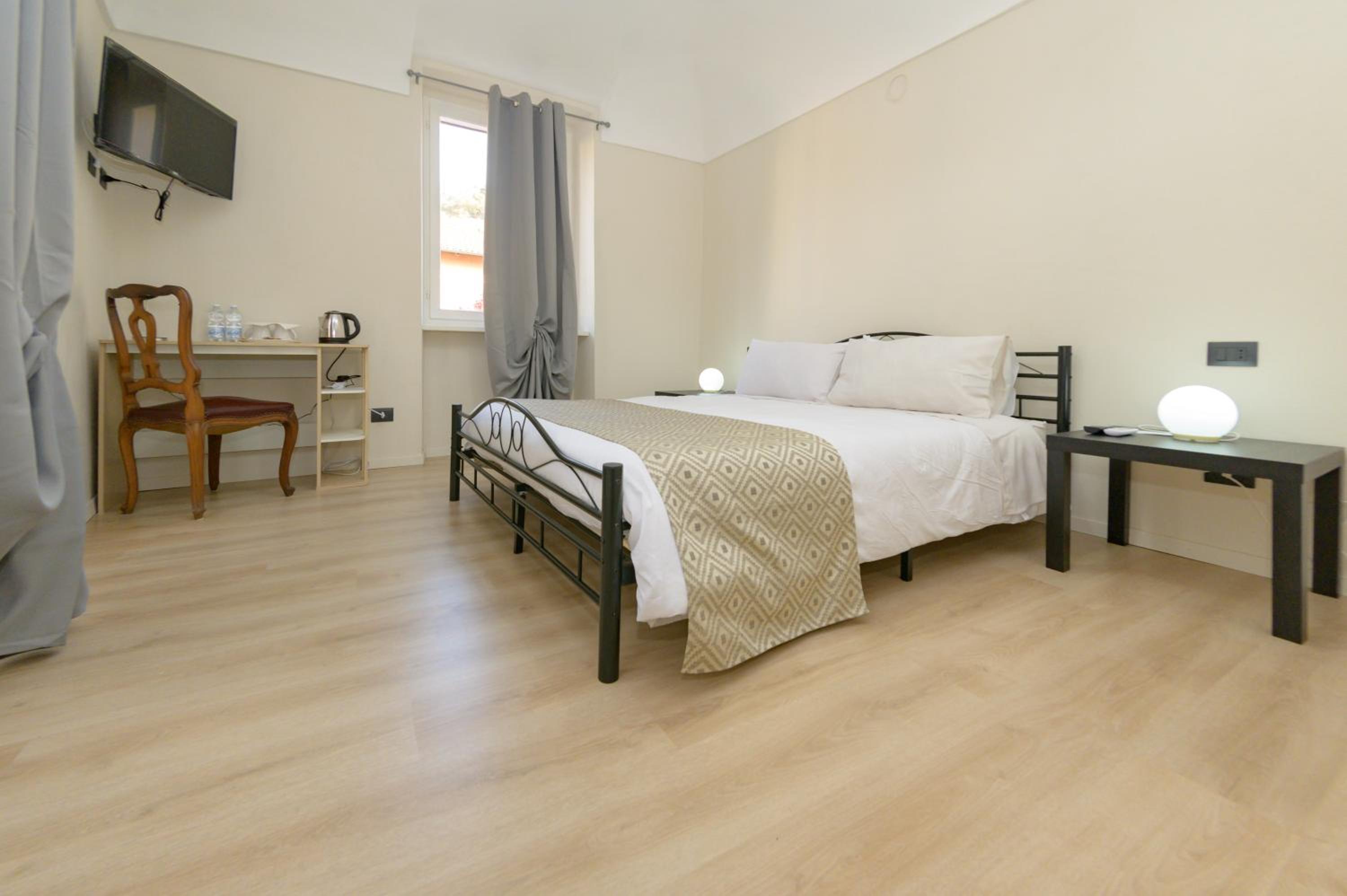 Double Room with Private Bathroom photo 1