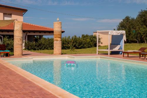 Villa with Sea View photo 2