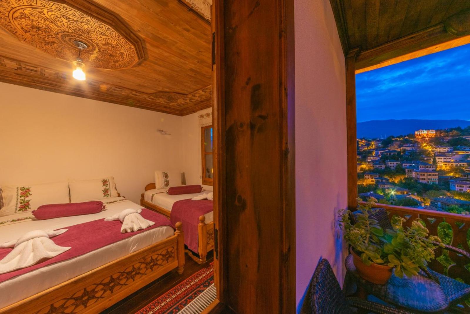 Triple Room With Balcony