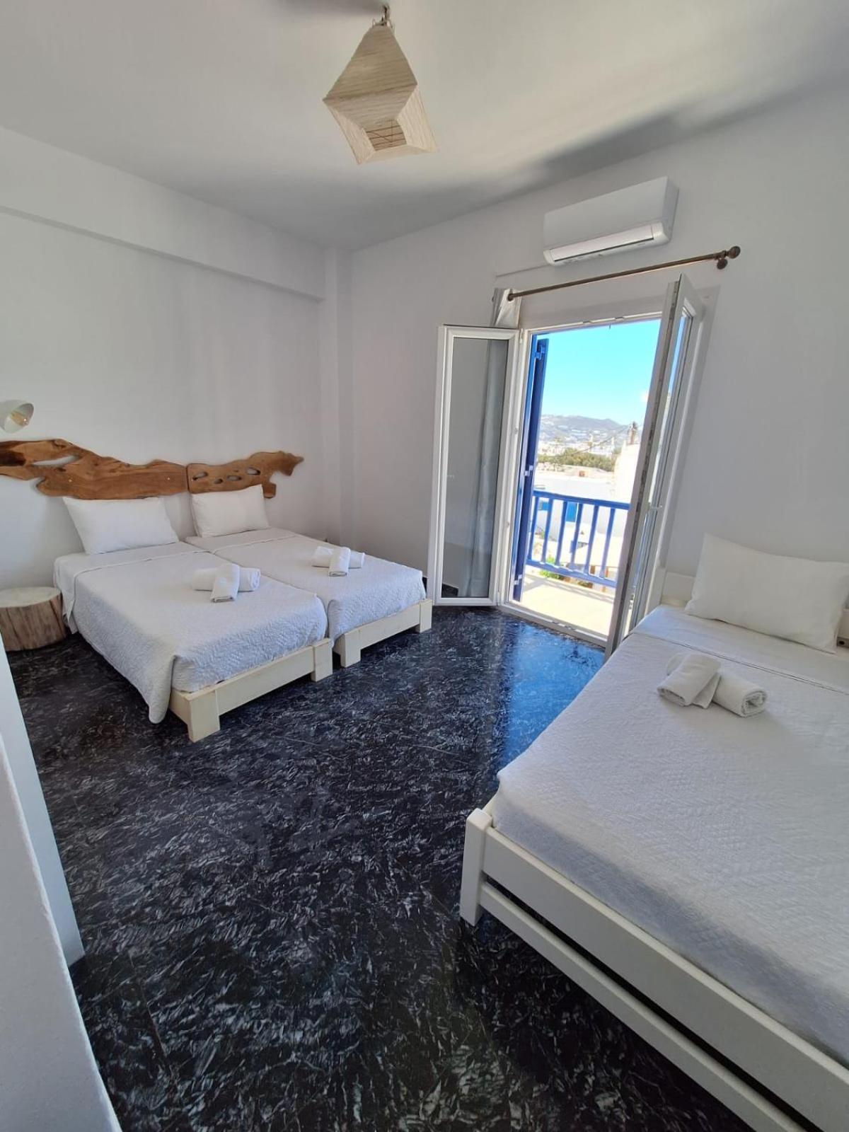 Triple Seaview Room 