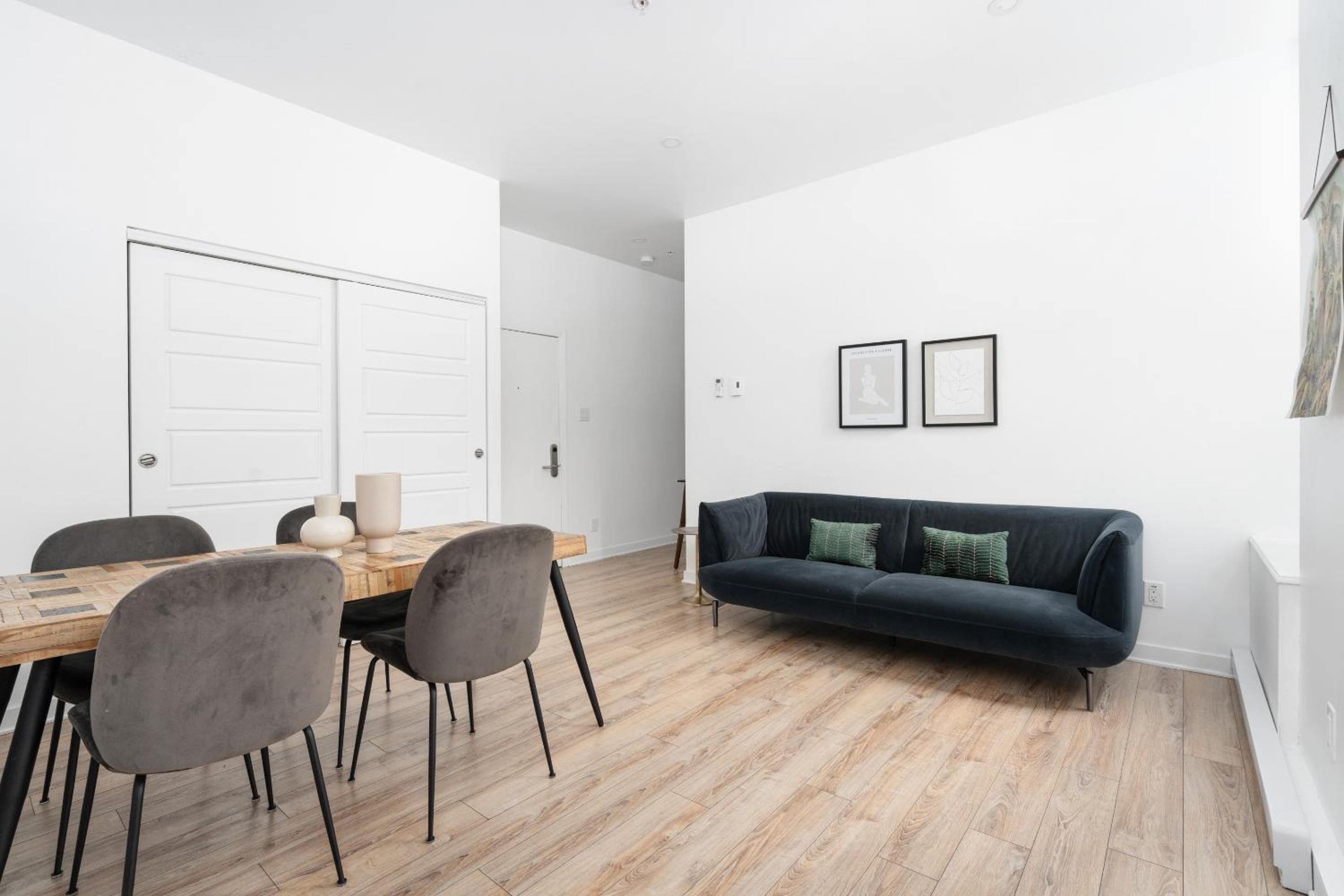 Two-Bedroom Apartment 303 - Photo 7