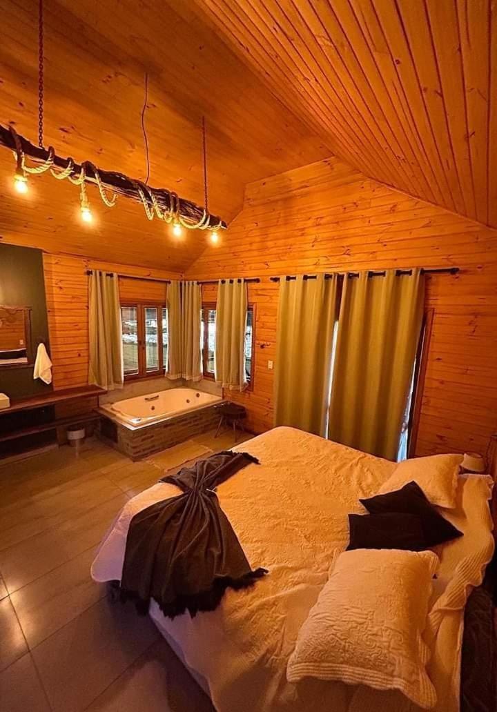 Double Room with Spa Bath photo 1