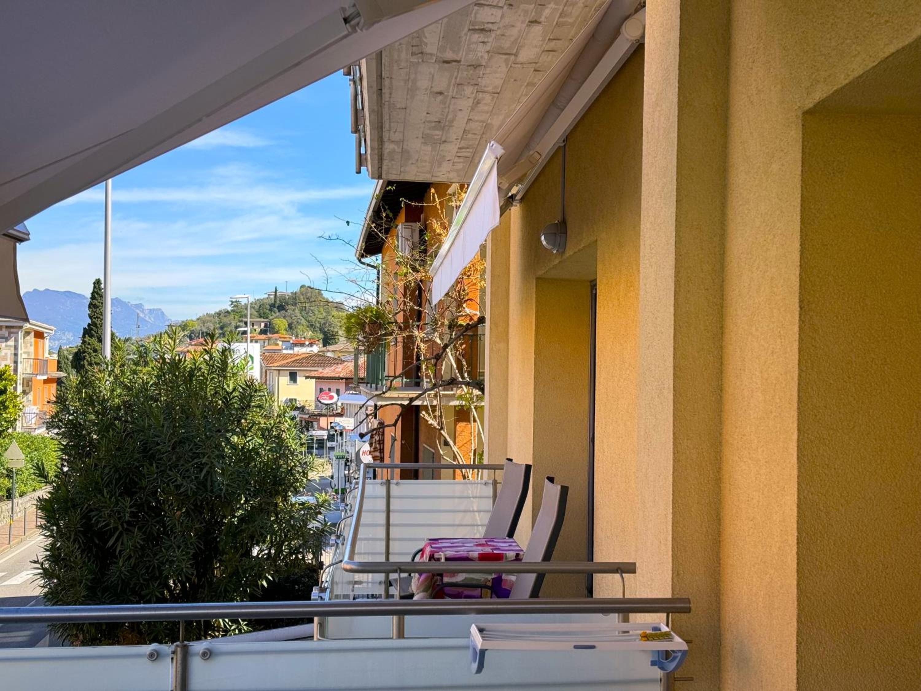 Deluxe Family Apartment with Balcony and Terrace  photo 2