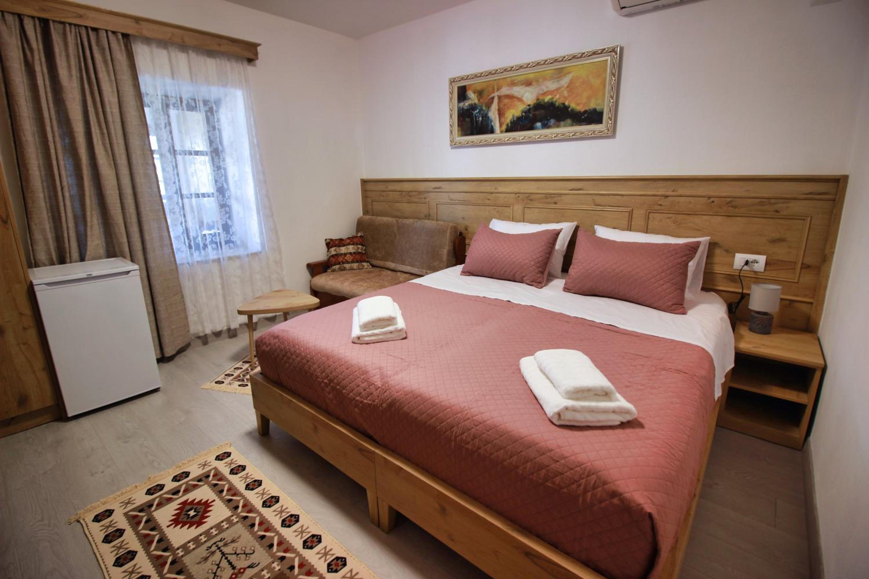One-Bedroom Apartment with Terrace