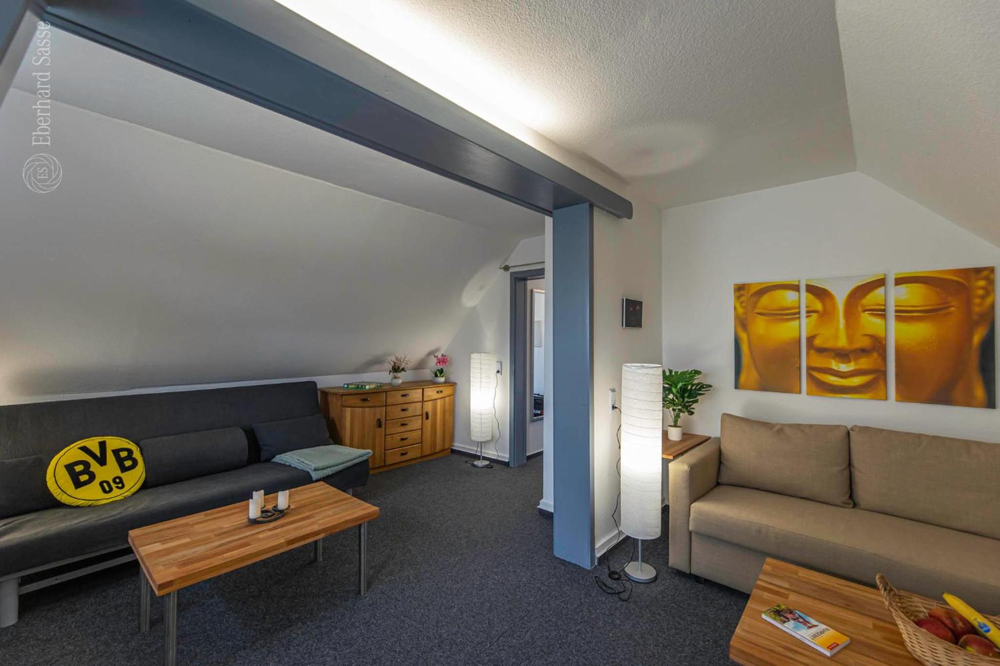One-Bedroom Apartment photo 1