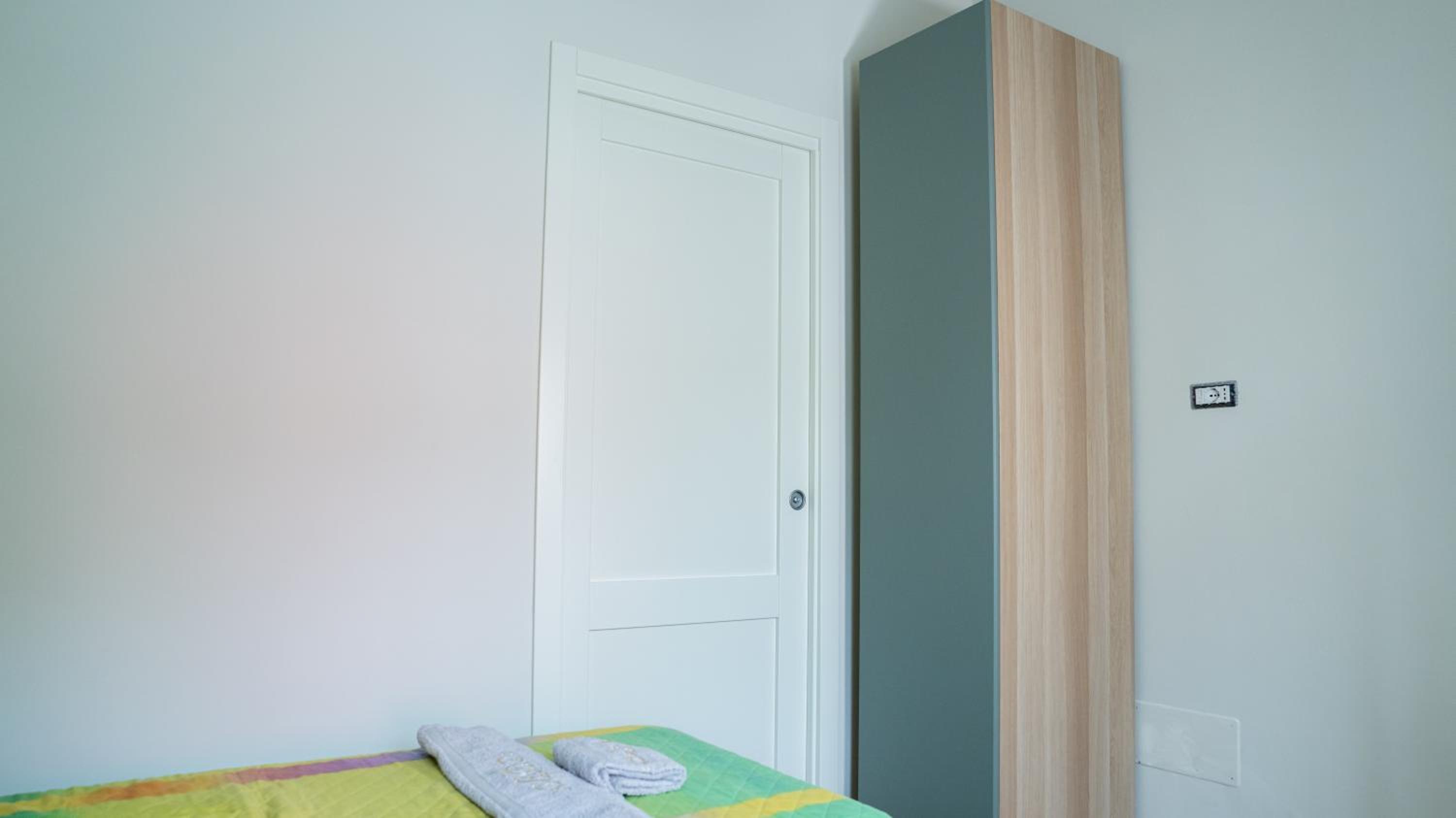 Double or Twin Room with Private Bathroom photo 3