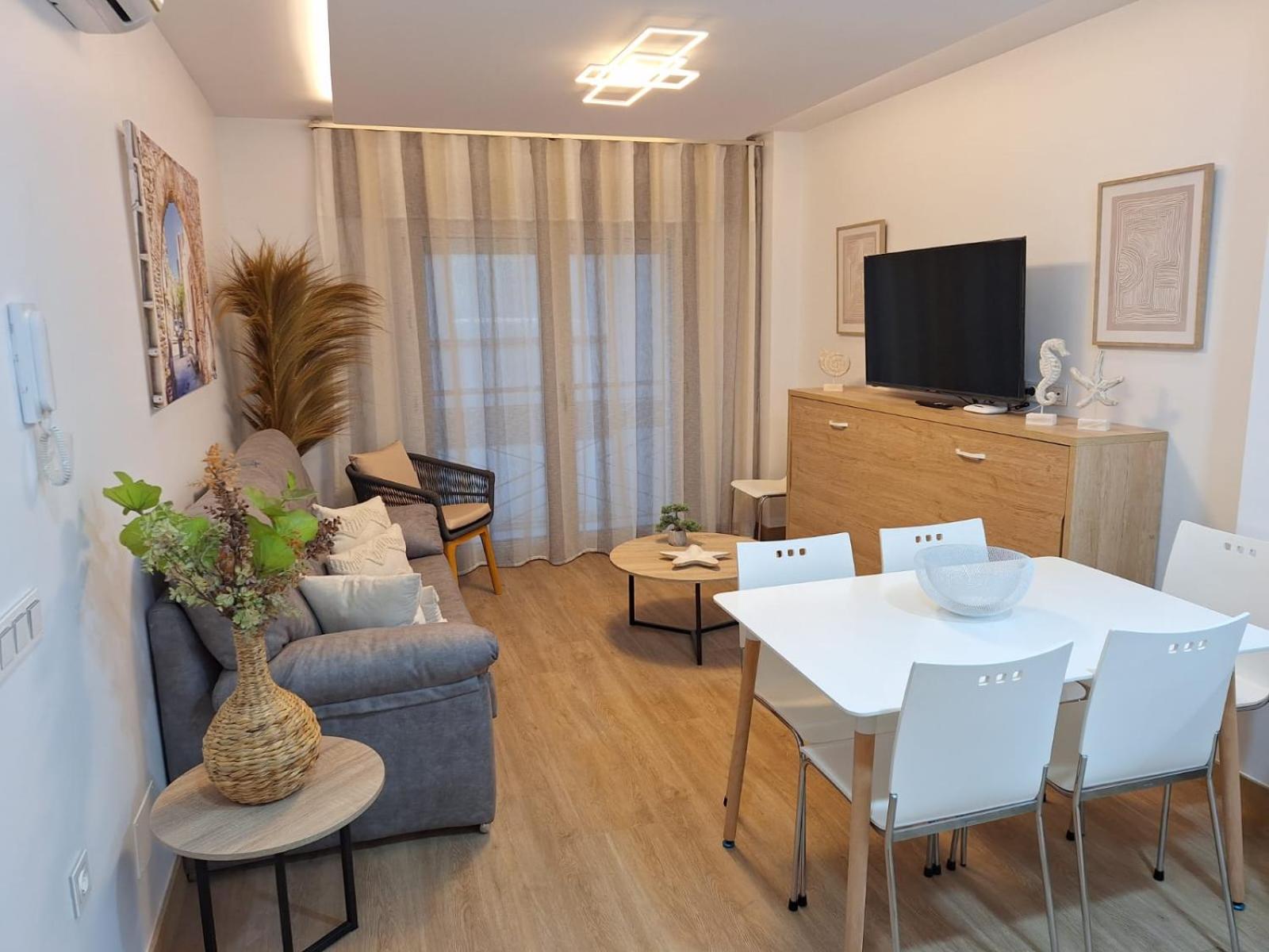 Two-Bedroom Apartment photo 2