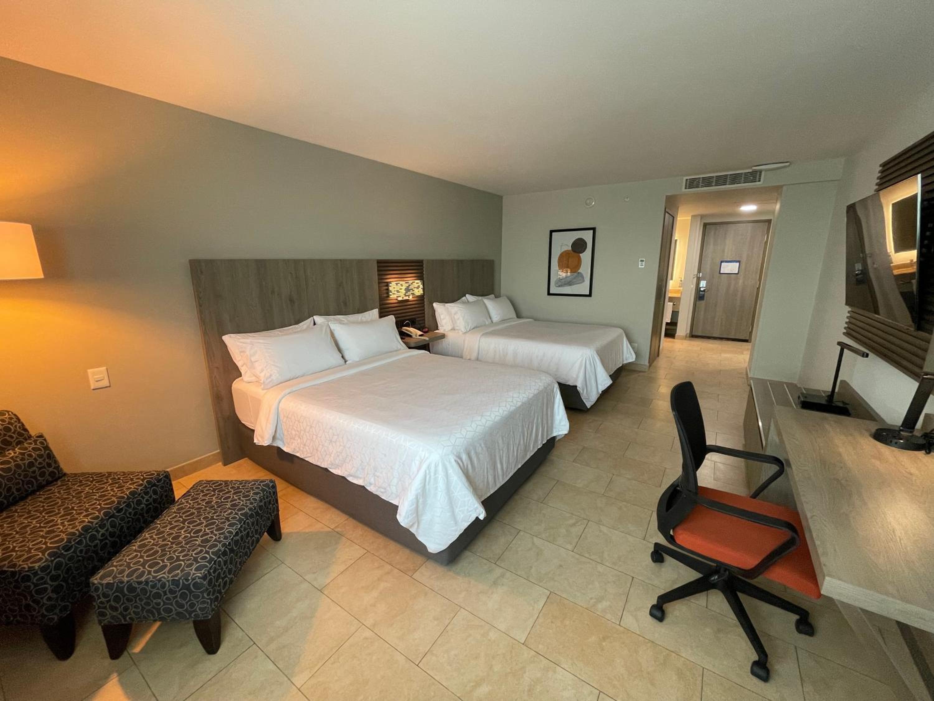 Location Room with Two Beds - Non-Smoking