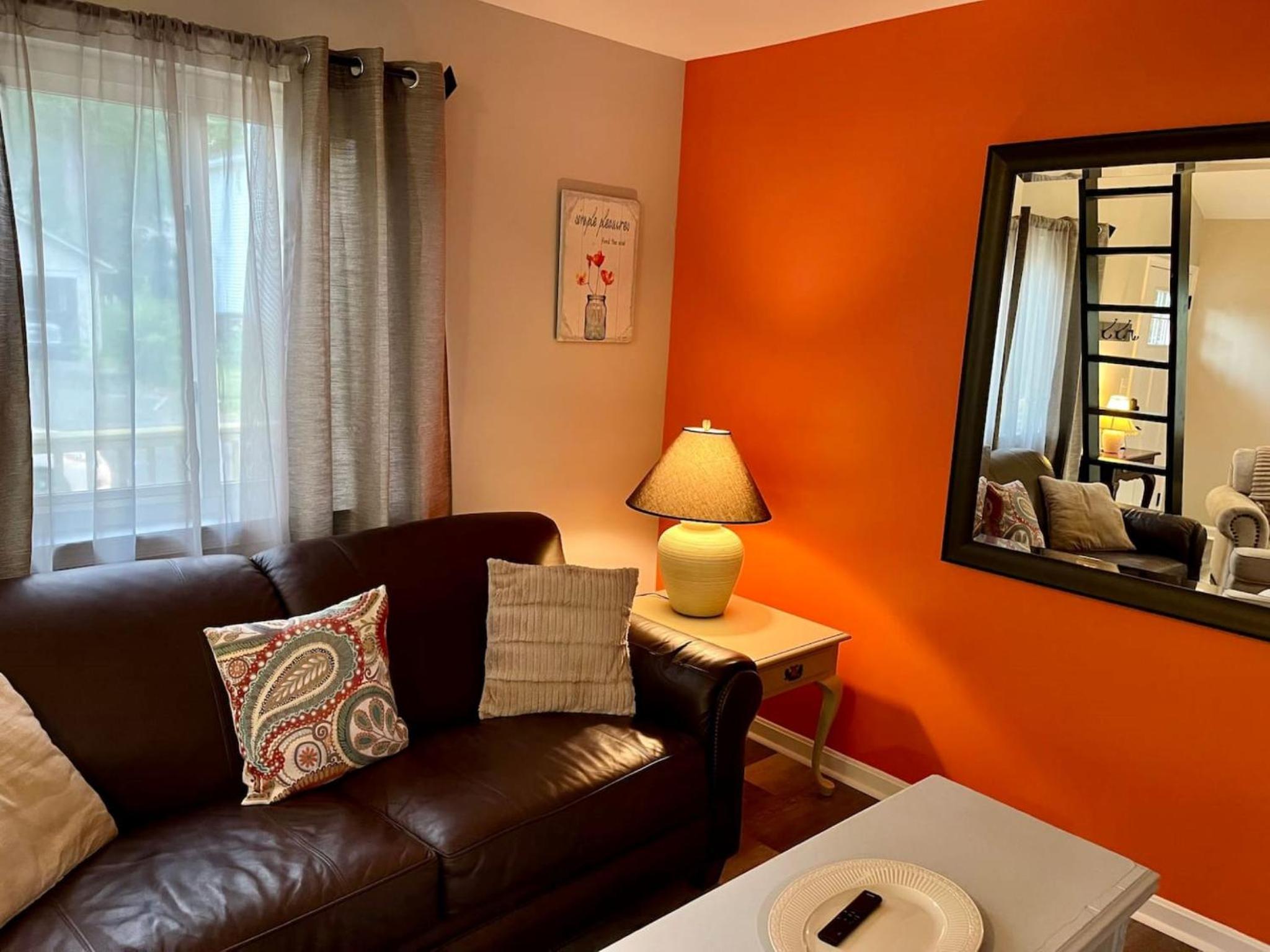 Two-Bedroom House photo 3