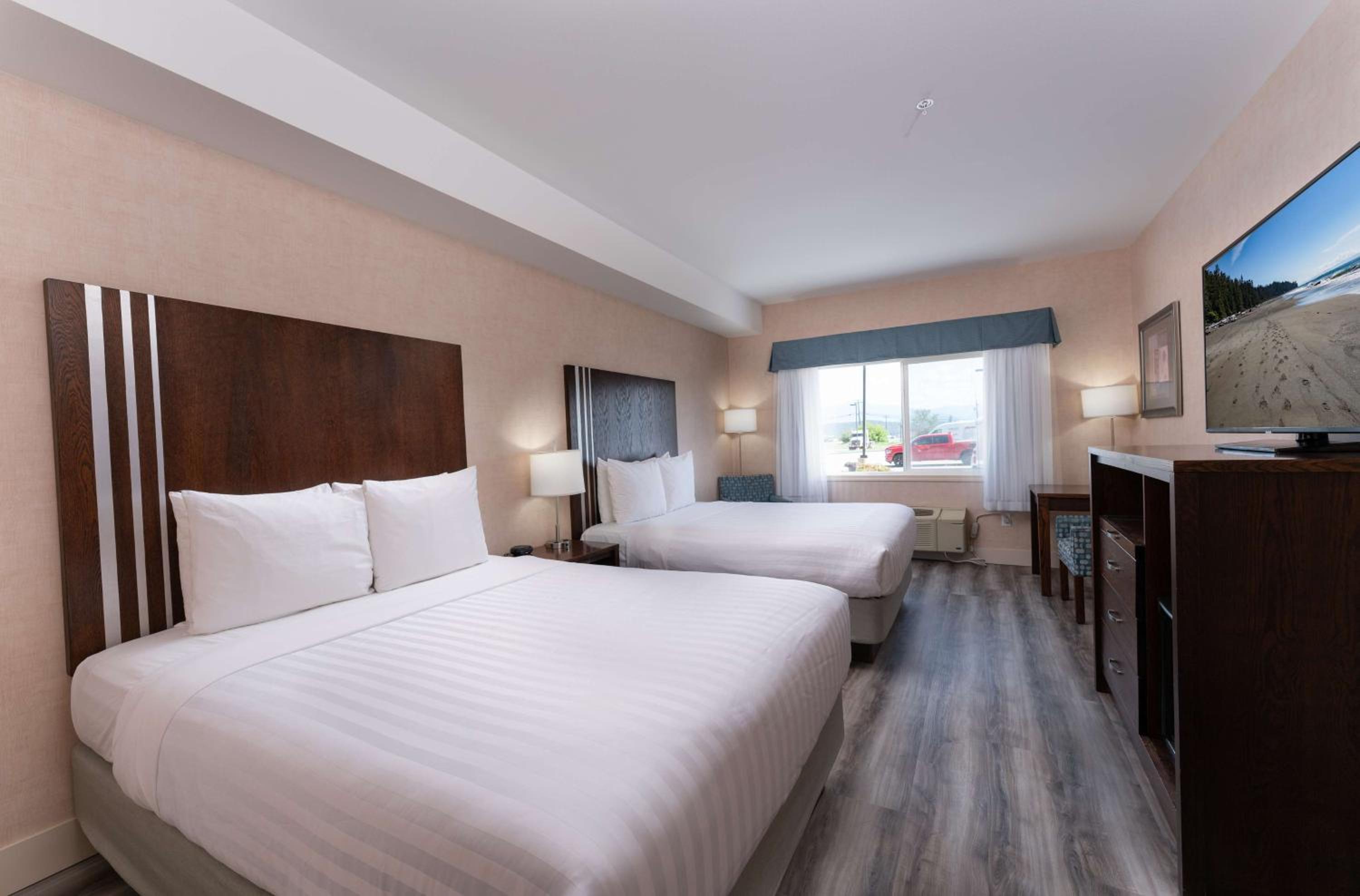 Queen Room with Two Queen Beds - Non-Smoking