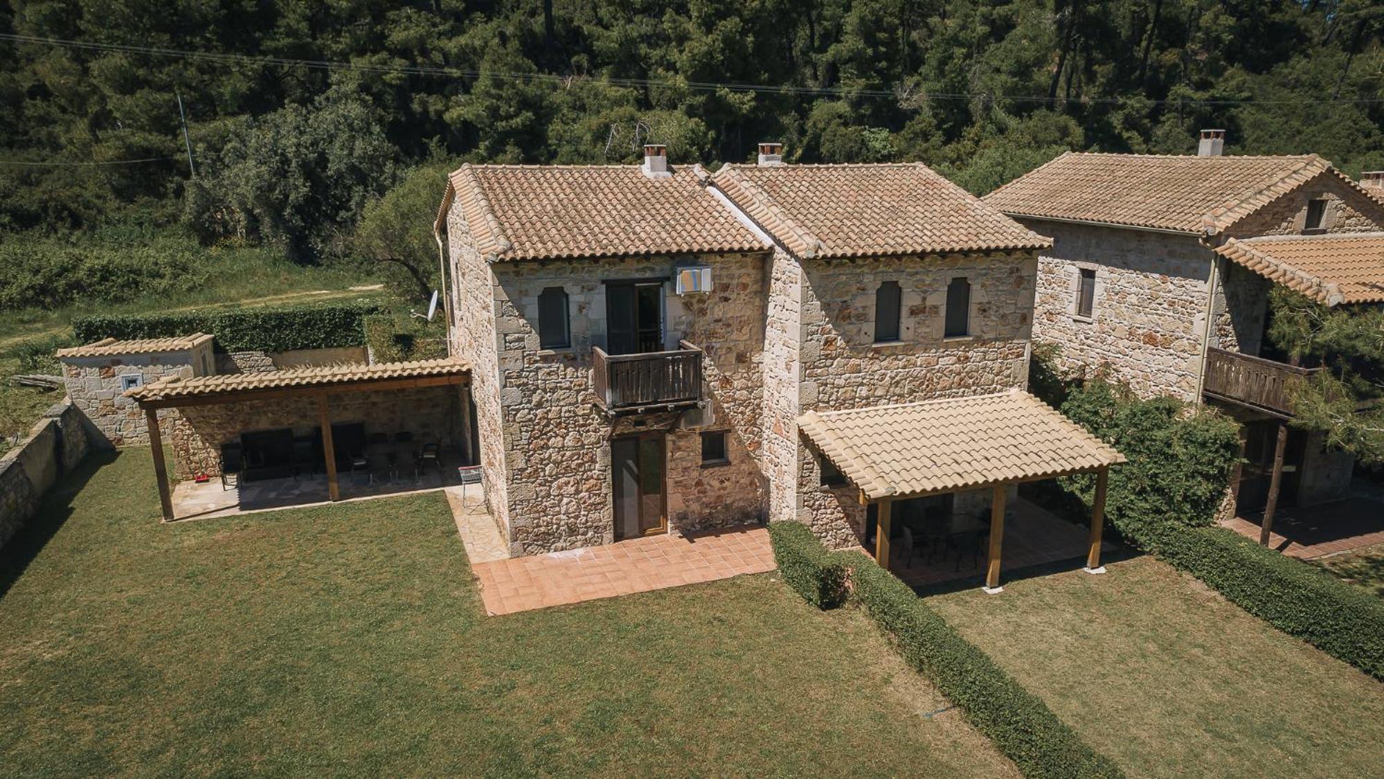 Two-Bedroom House photo 2