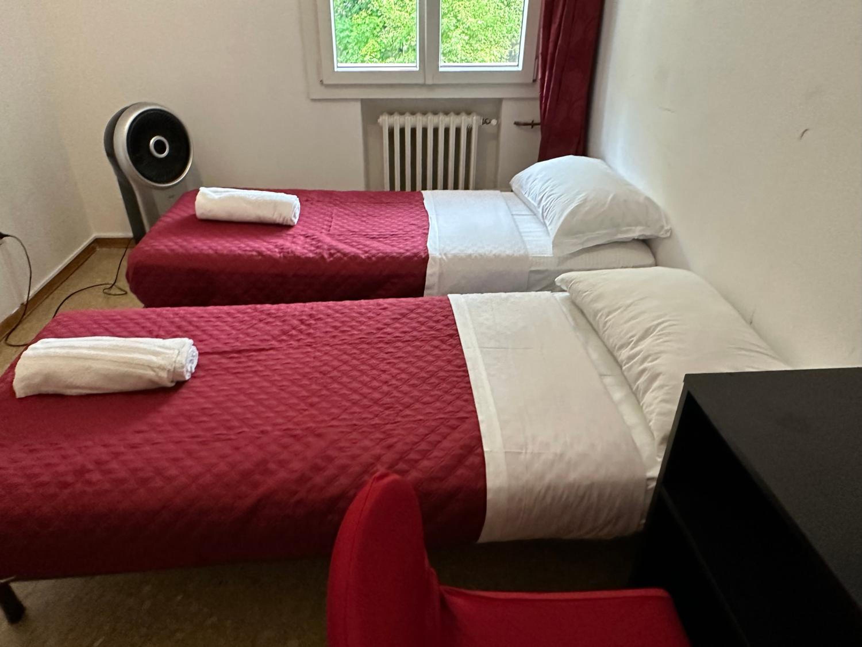 Twin Room With Shared Bathroom