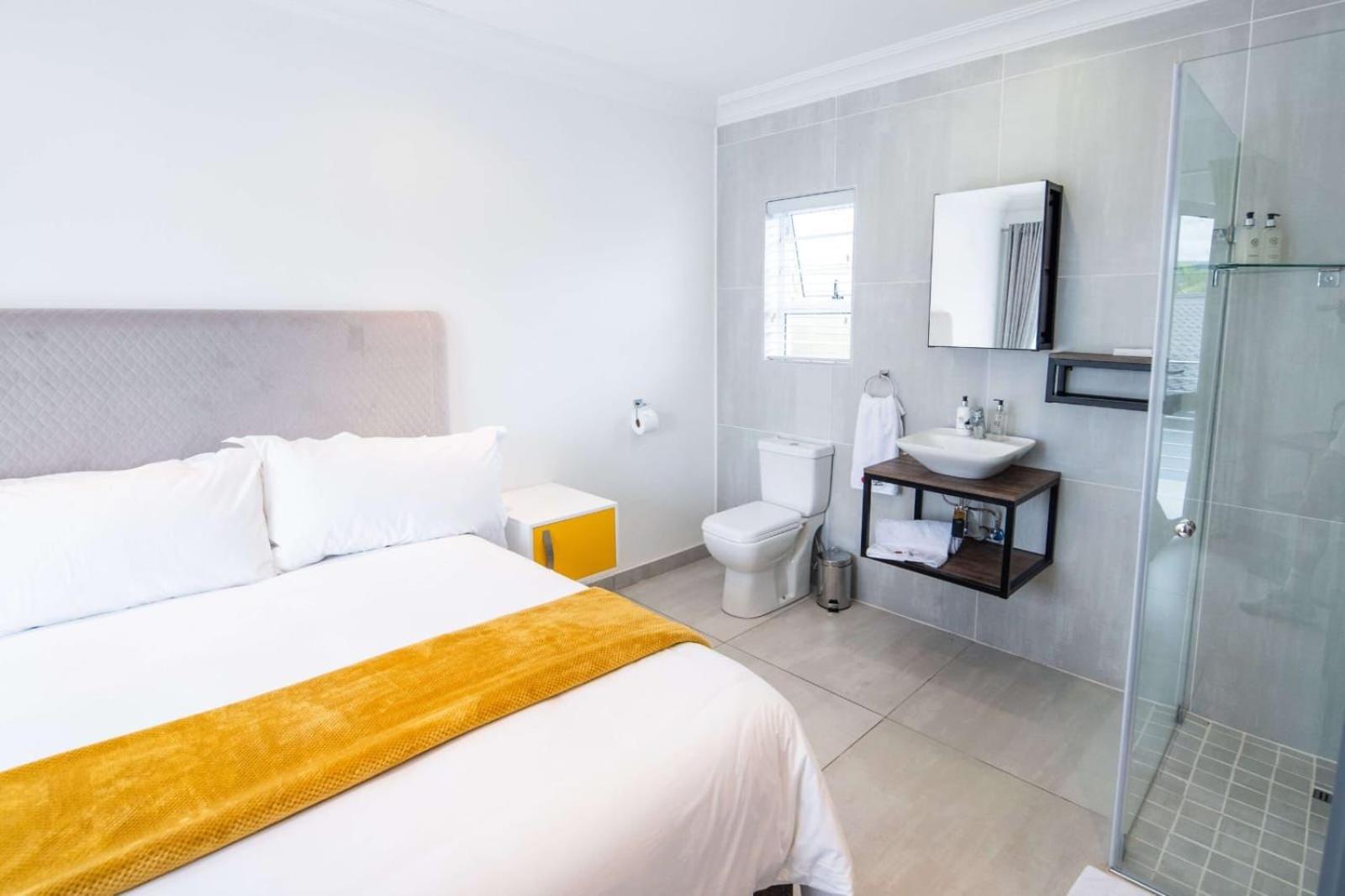 Standard Double Room photo 2
