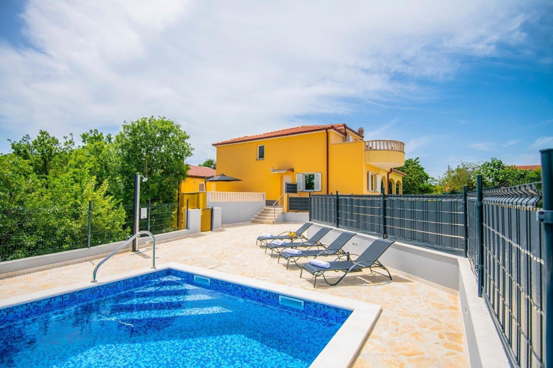 Five-Bedroom Holiday Home photo 2