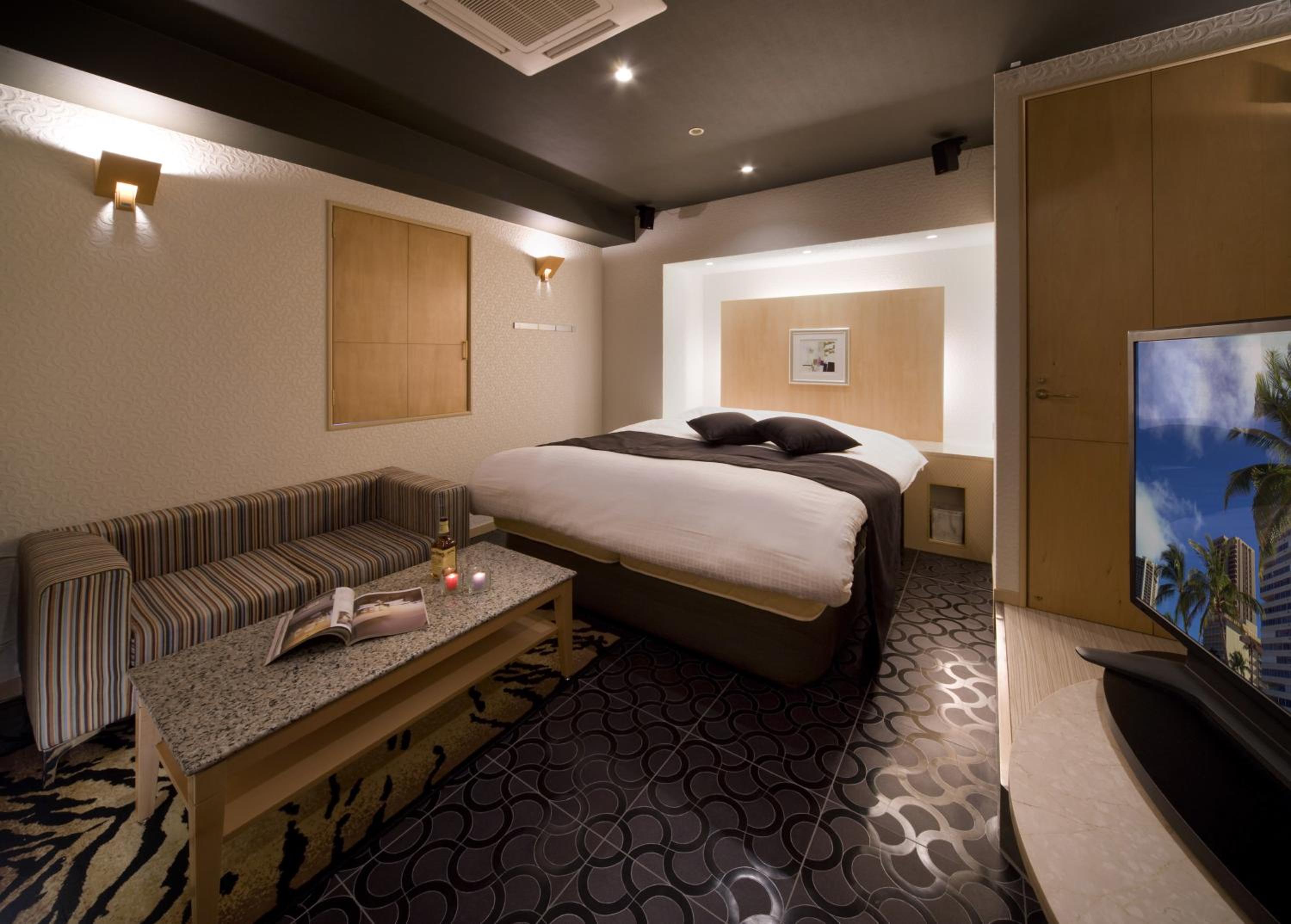 Standard Double Room - Photo 2