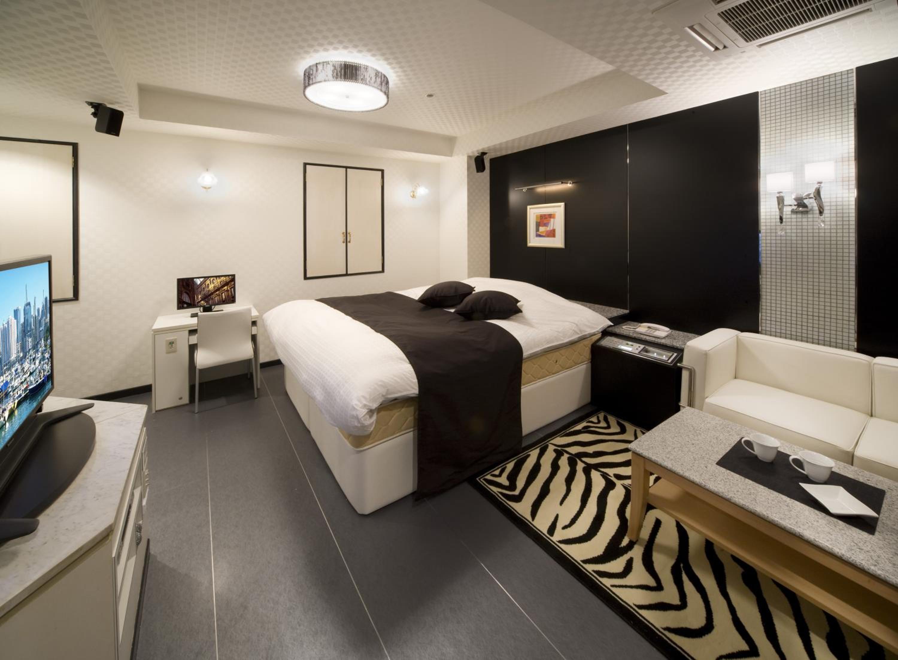 Economy Double Room - Photo 2