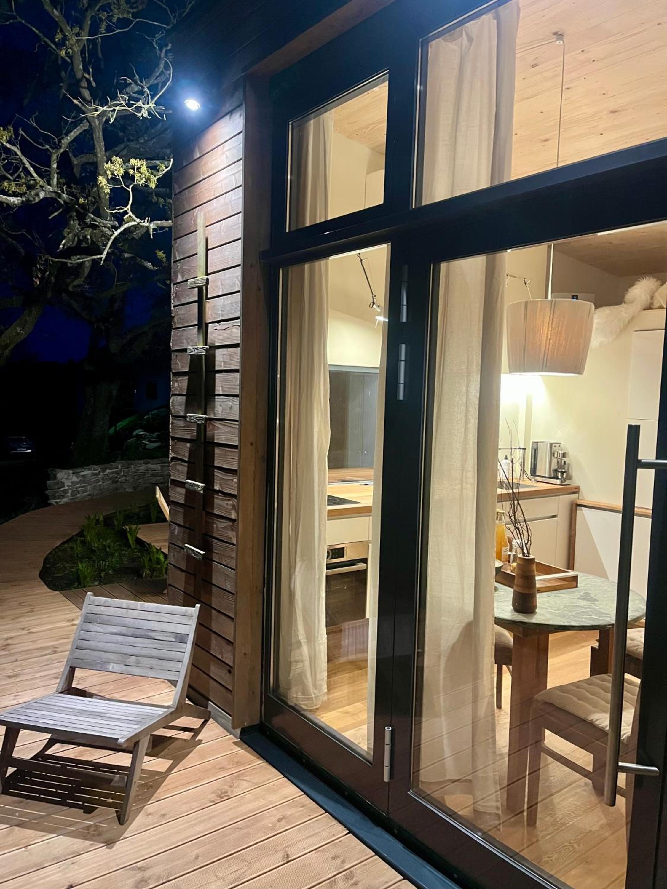One-Bedroom House photo 2