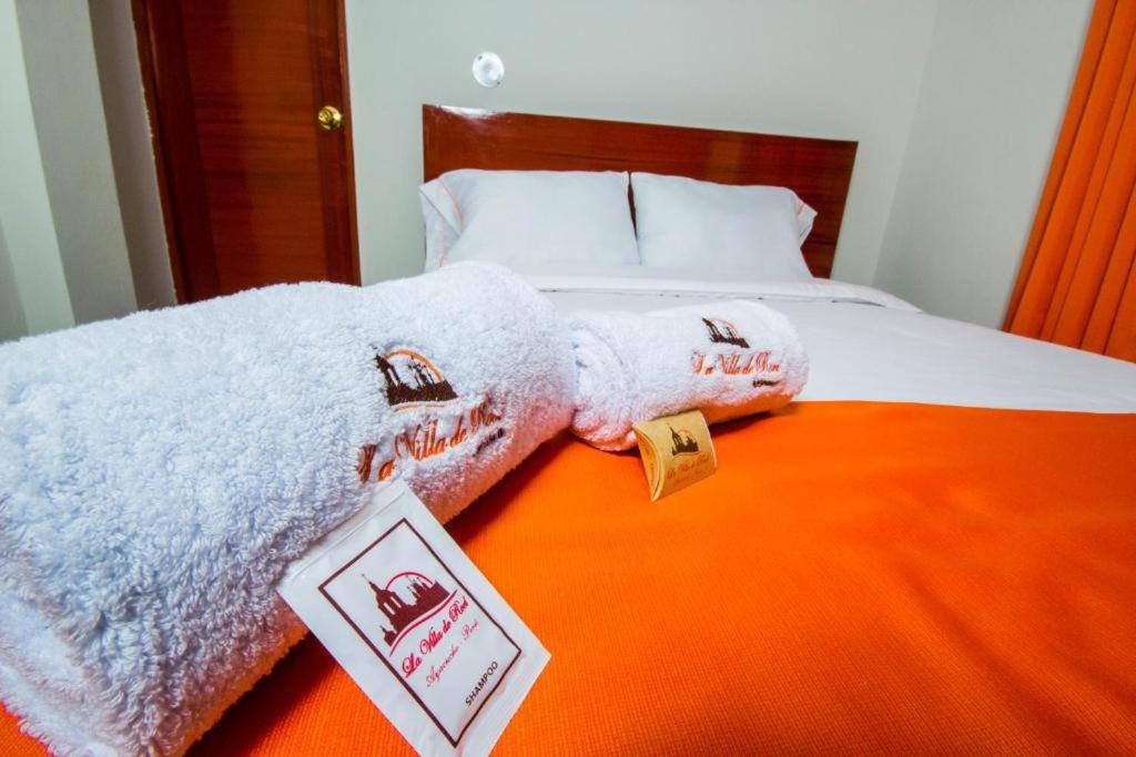 Single Room with Private Bathroom