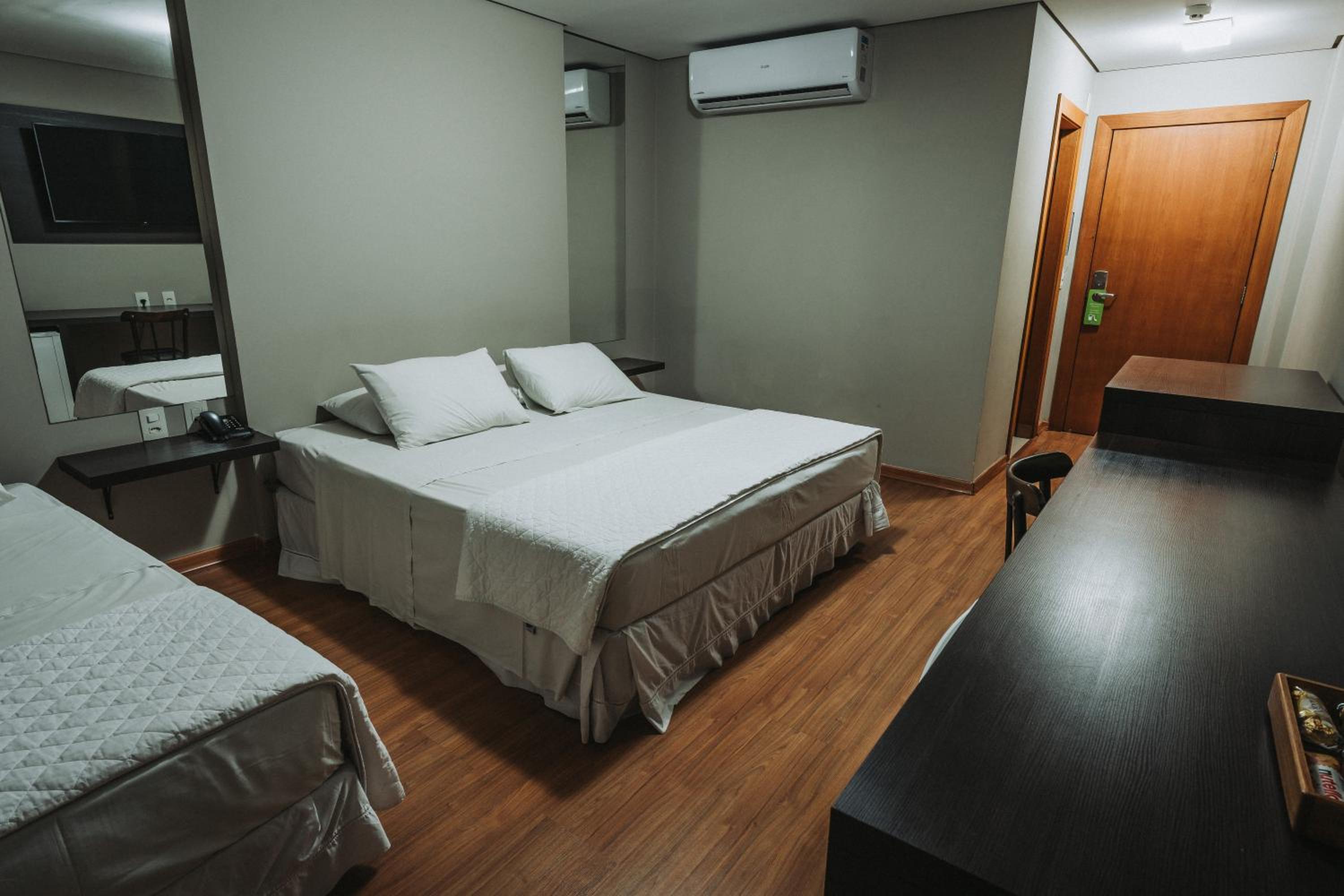 Standard Triple Room photo 2