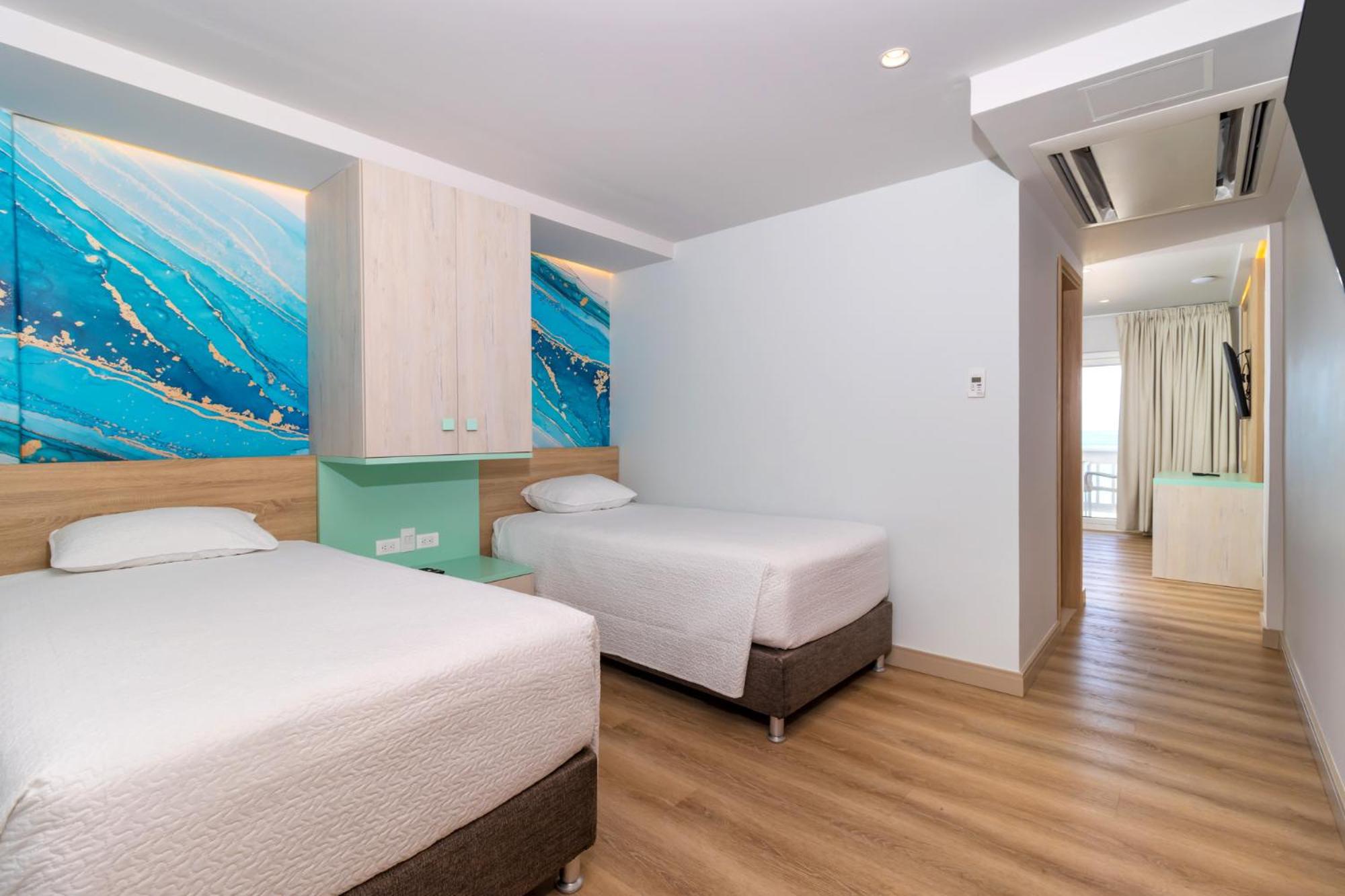 Quadruple Room with Sea View photo 2