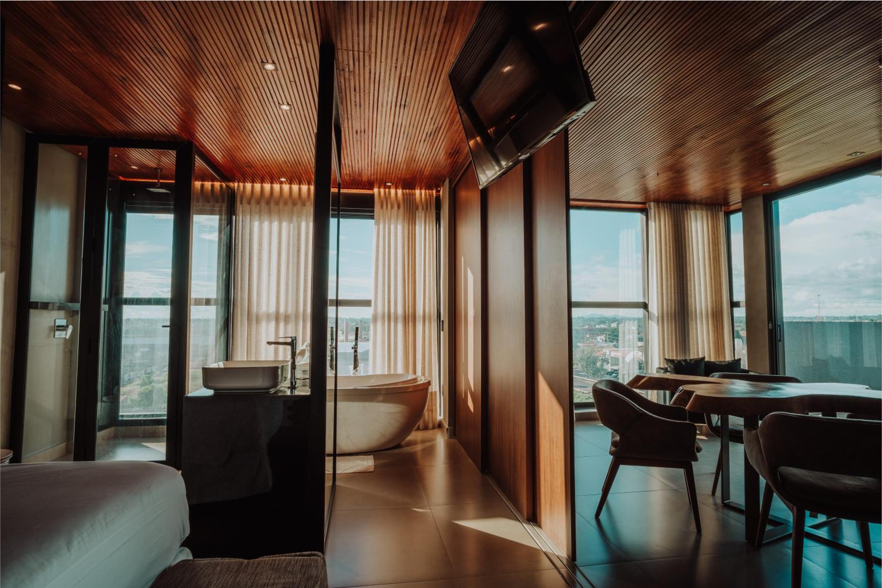 Suite with Balcony photo 3