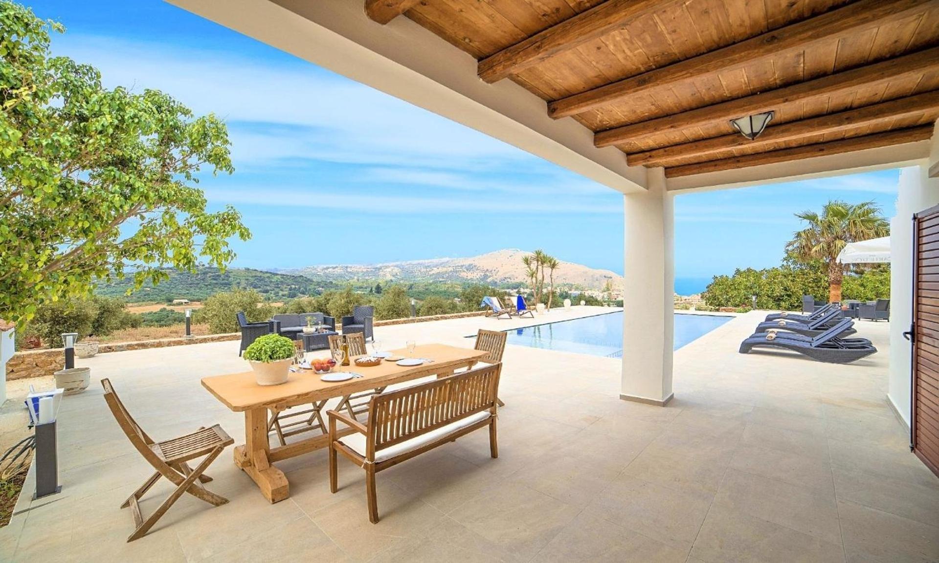 Five-Bedroom Holiday Home photo 2