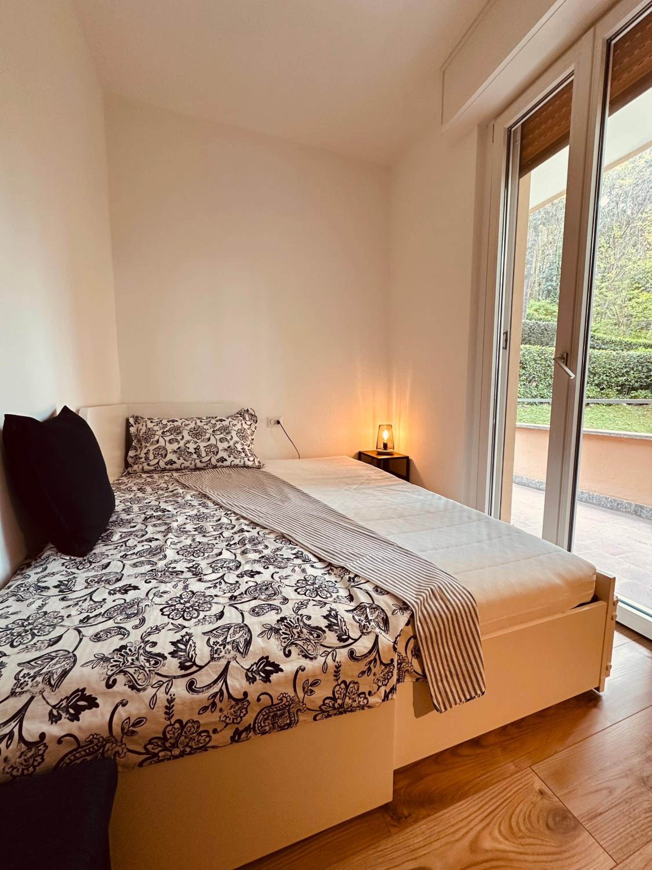 Apartment with Lake View photo 1