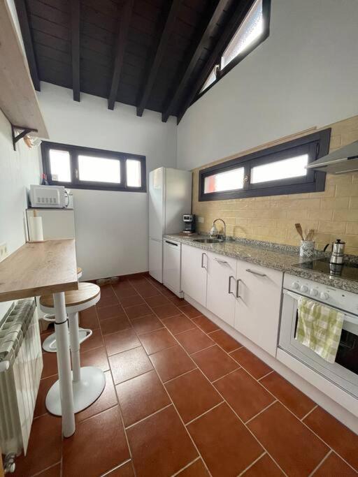 Three-Bedroom House photo 2