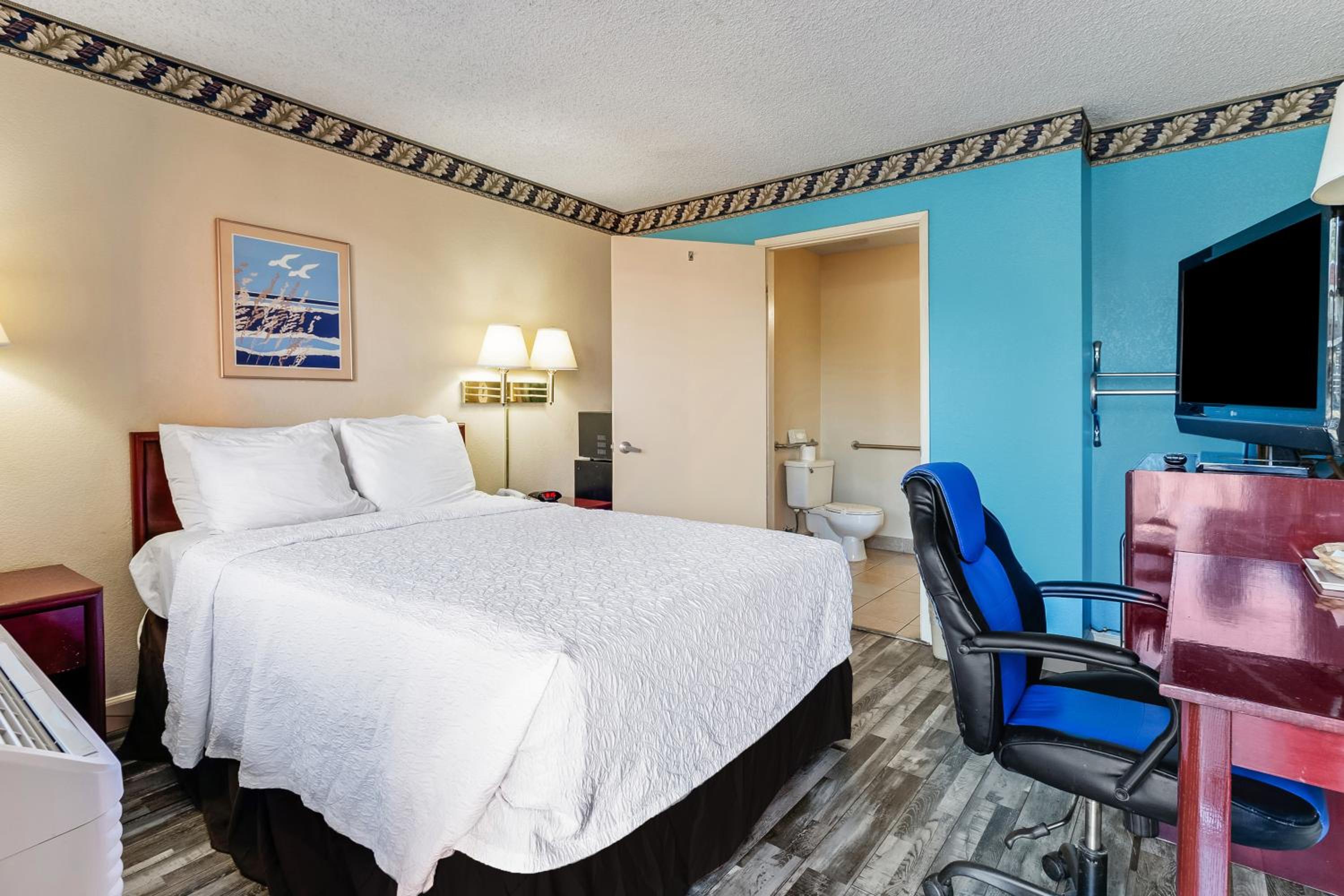 Double Room - Disability Access photo 1