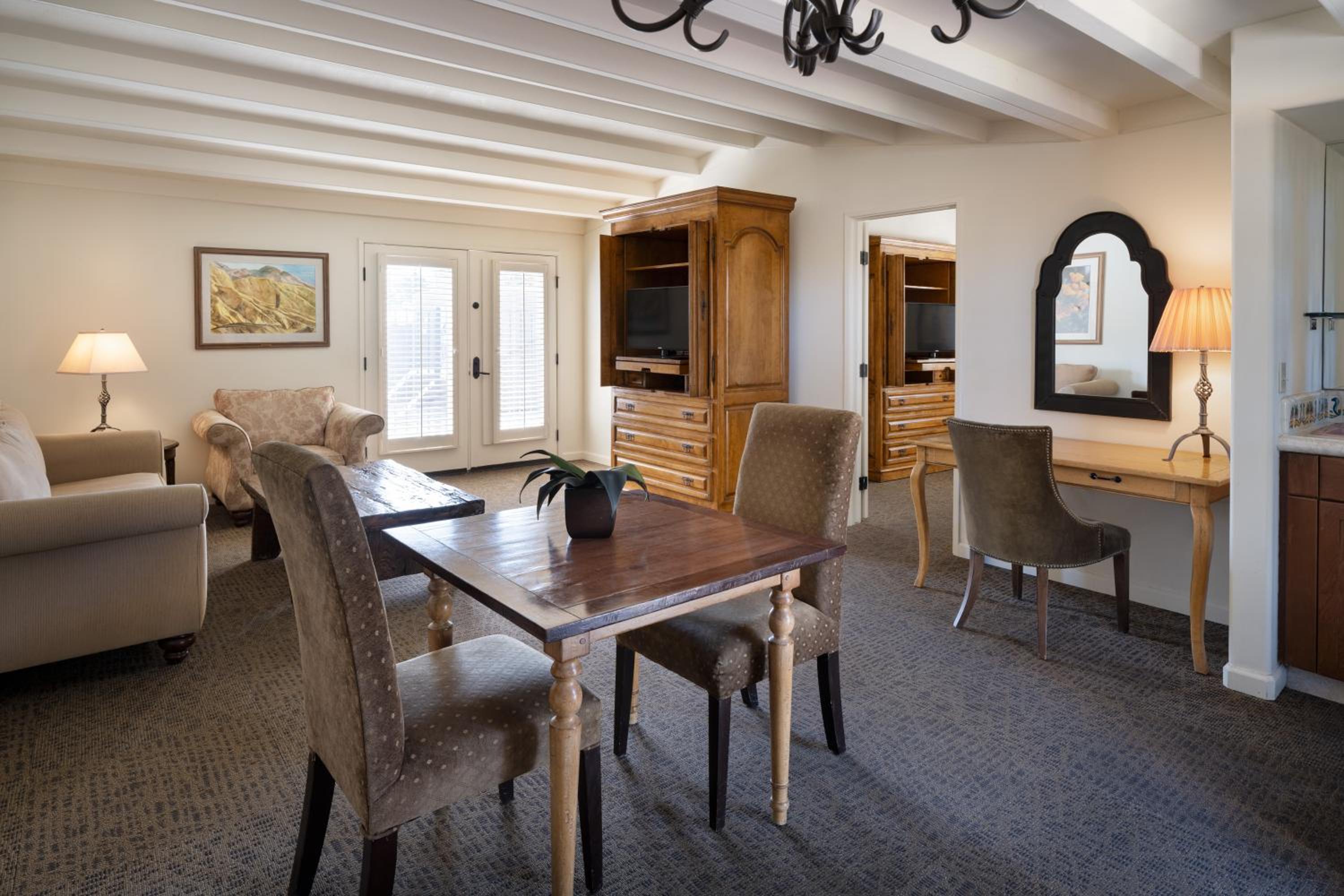 One-Bedroom Casita with Queen Bed