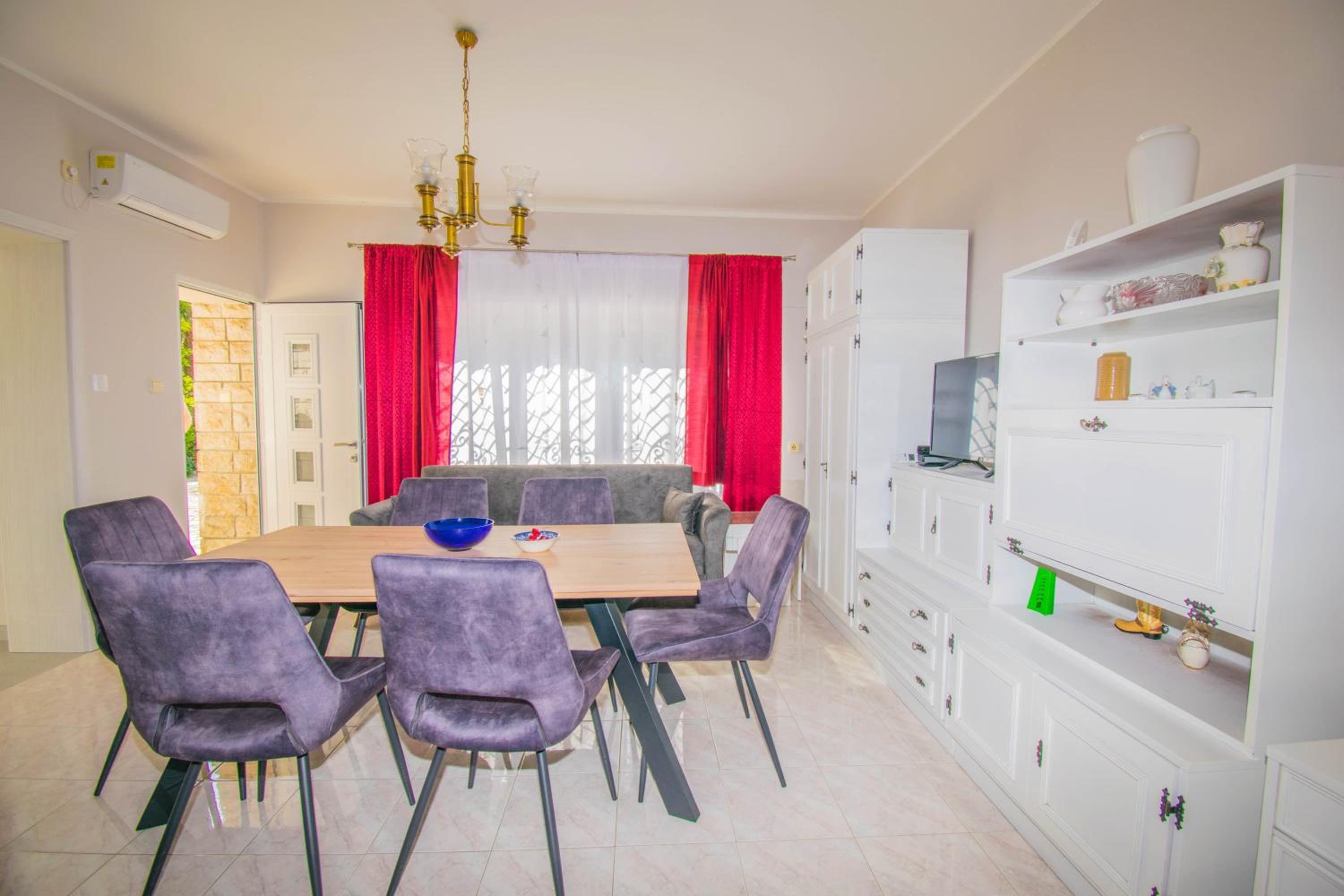Apartment - Ground Floor photo 1