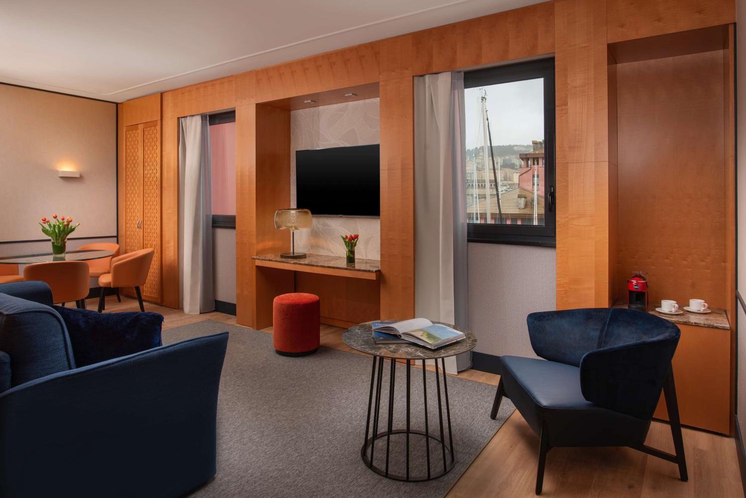 Suite with View with Extra Bed (4 Adults)