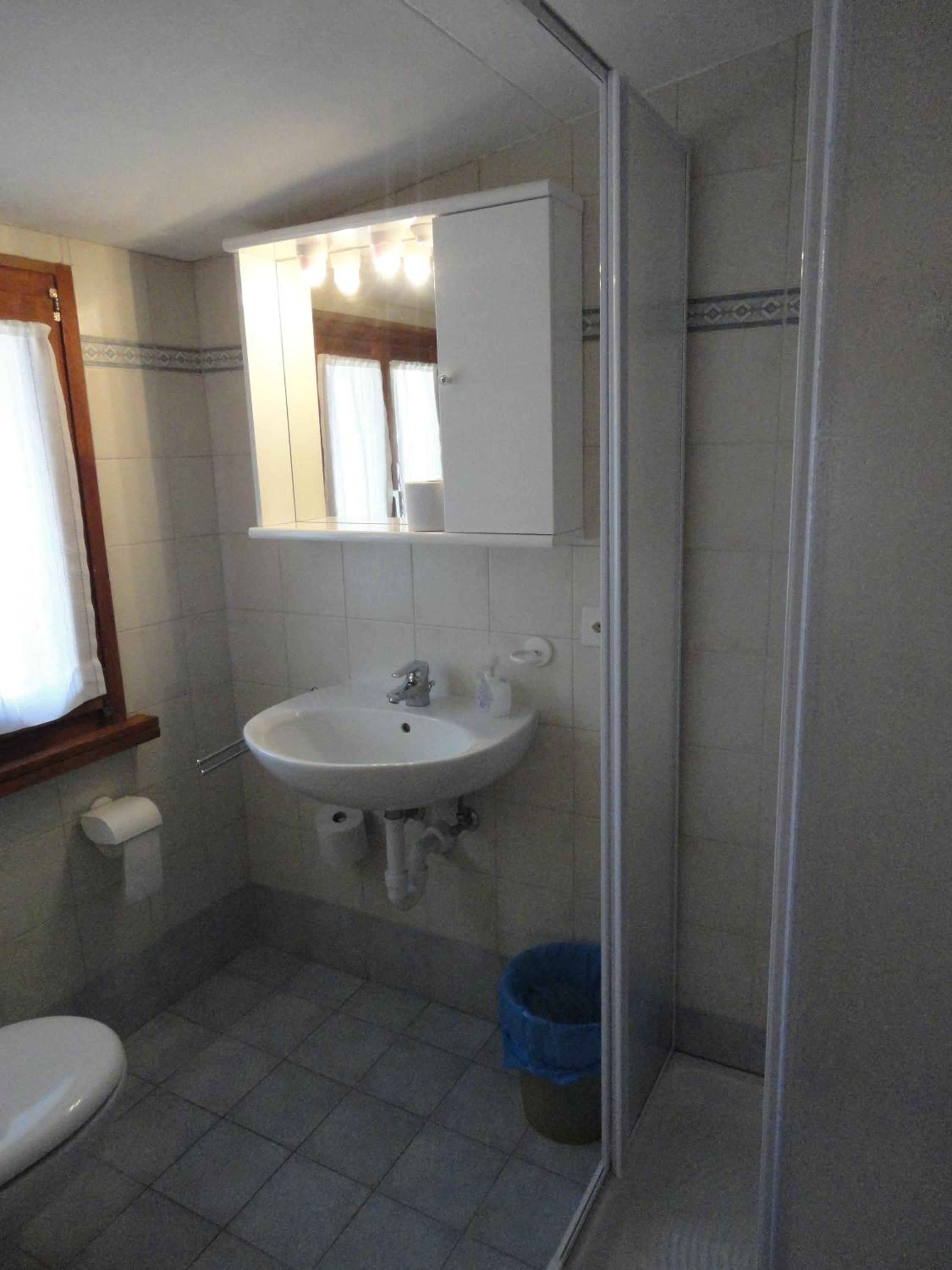 Double Room with Shared Bathroom photo 2