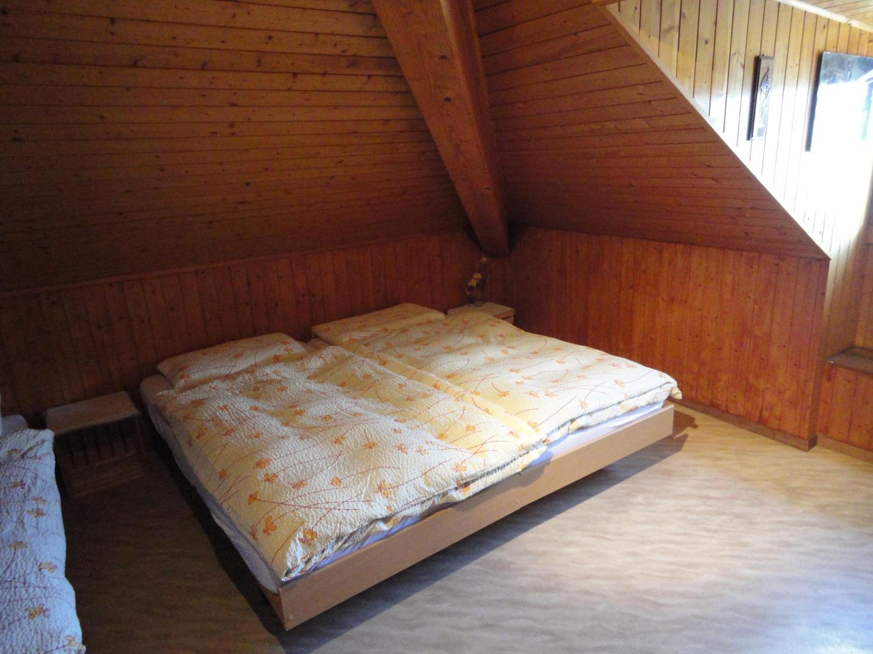 Triple Room with Shared Bathroom photo 3