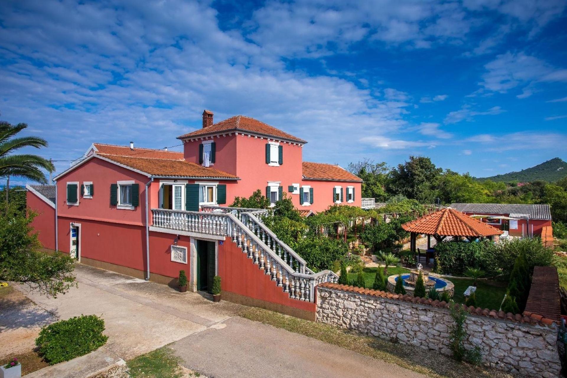Holiday Home photo 2