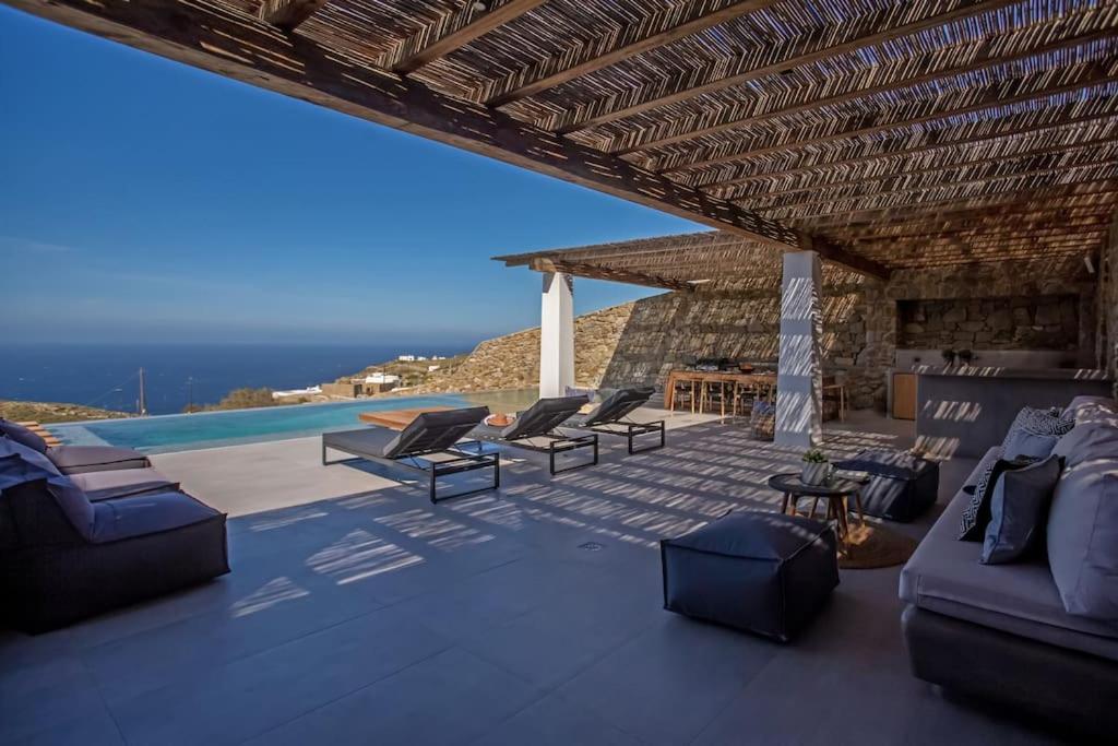 Villa with Private Pool photo 3