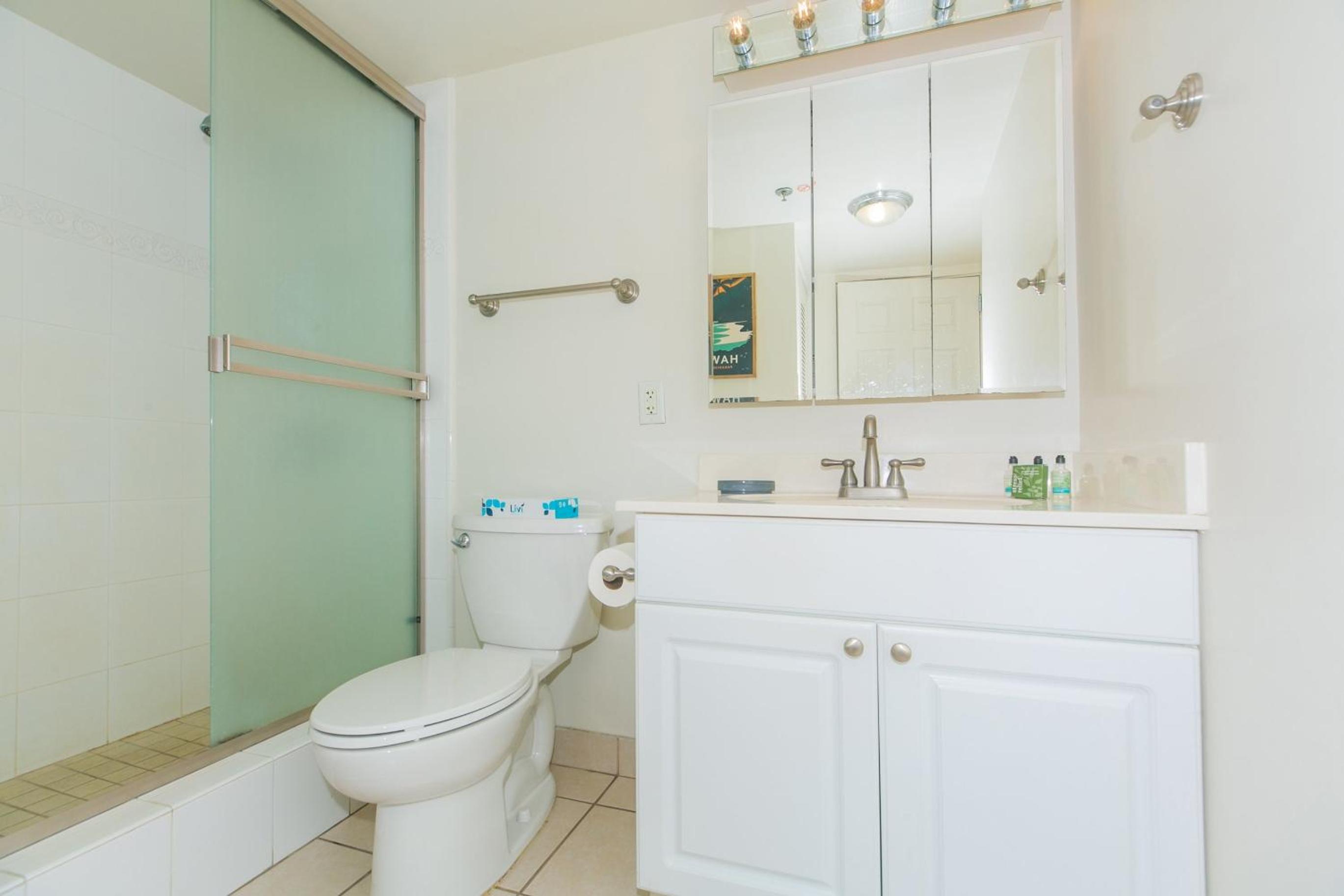 Two Bedroom Condo Overlooking Ala Wai Boat Harbor Unit 1744: Two-Bedroom Apartment photo