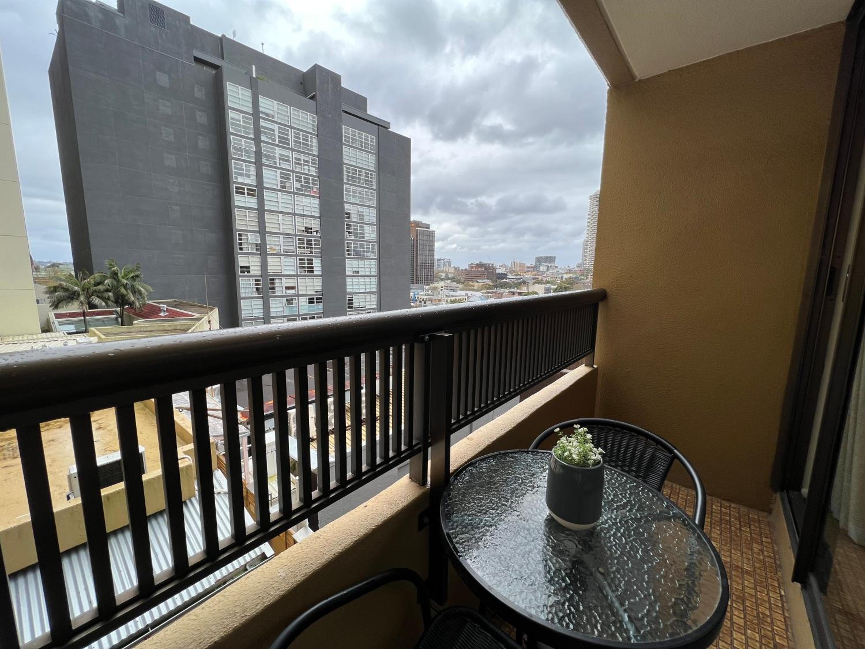 Studio With Balcony photo 3