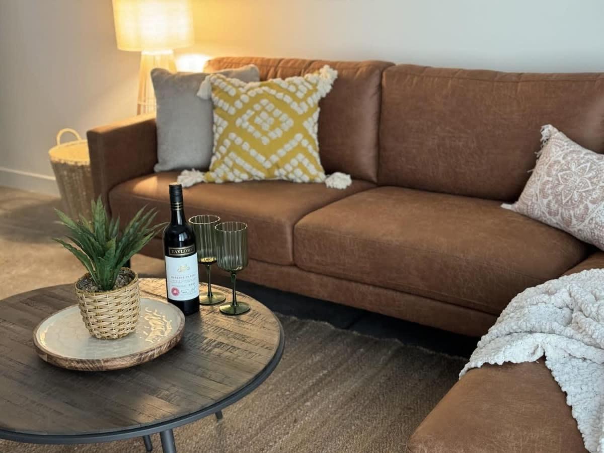 Apartment photo 2