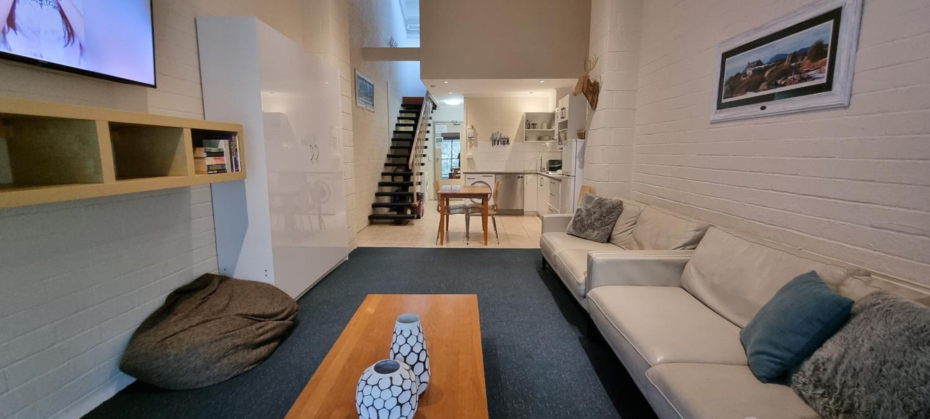 Apartment 18